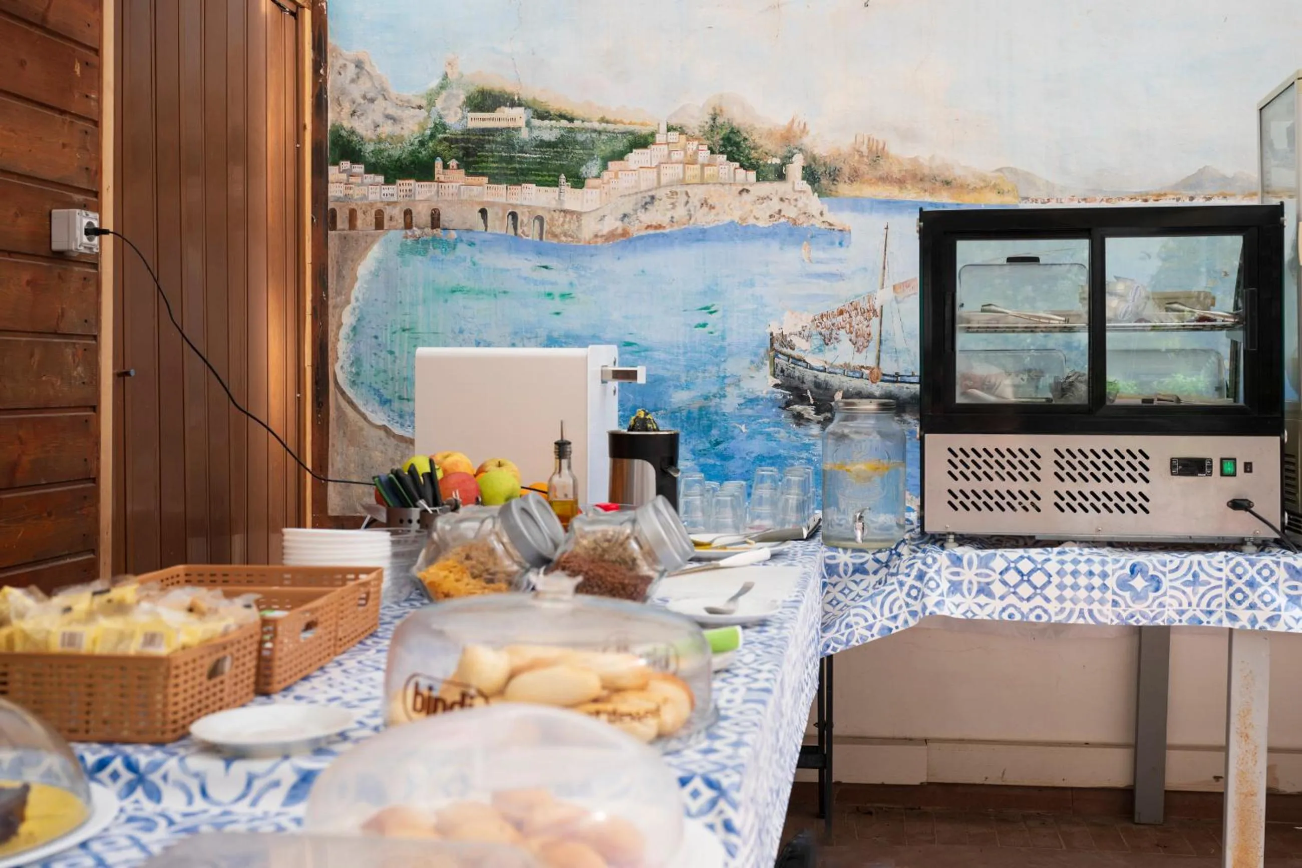 Buffet breakfast in Hotel Antica Repubblica in Amalfi center at 100mt from the sea