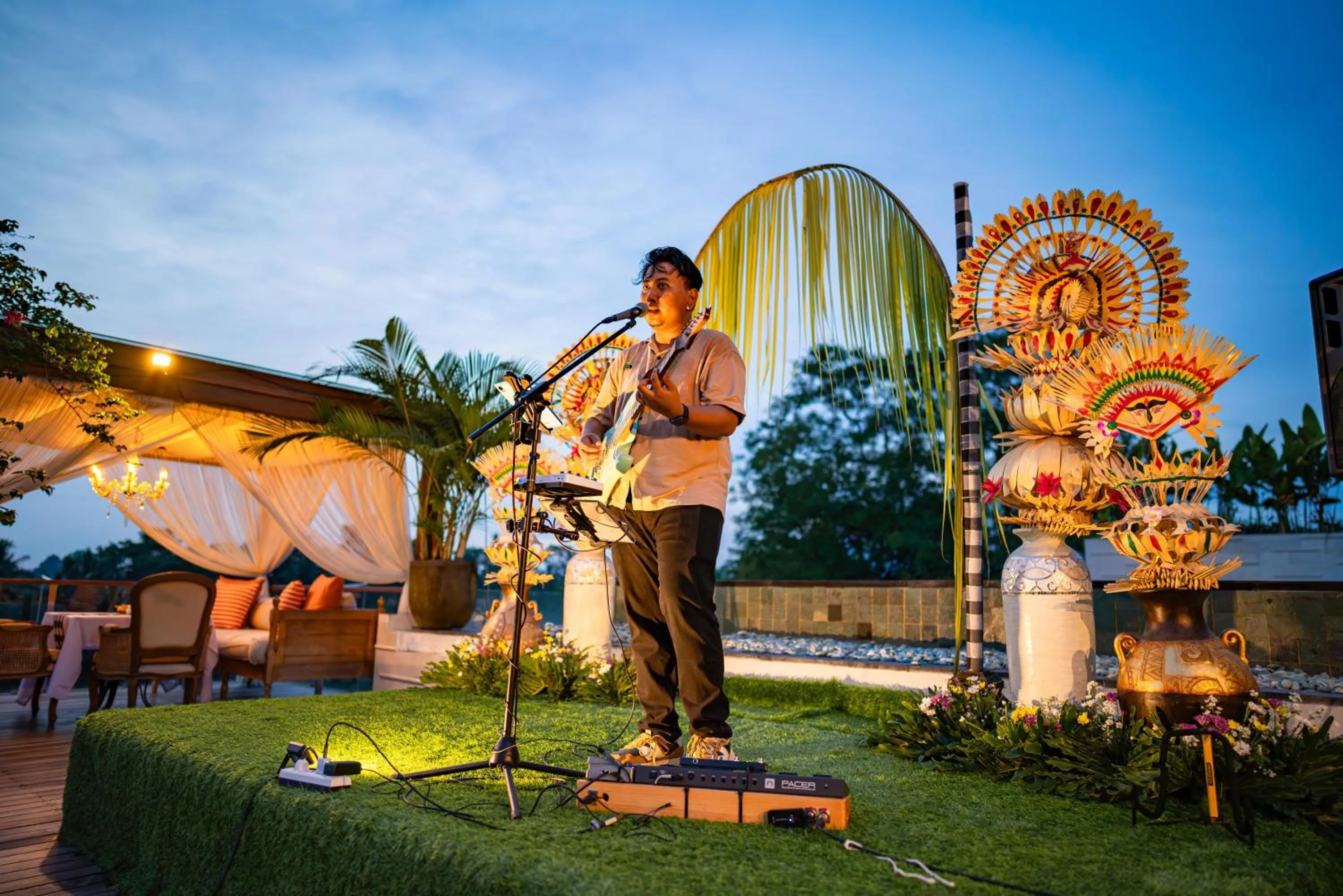 Entertainment in Goya Boutique Resort