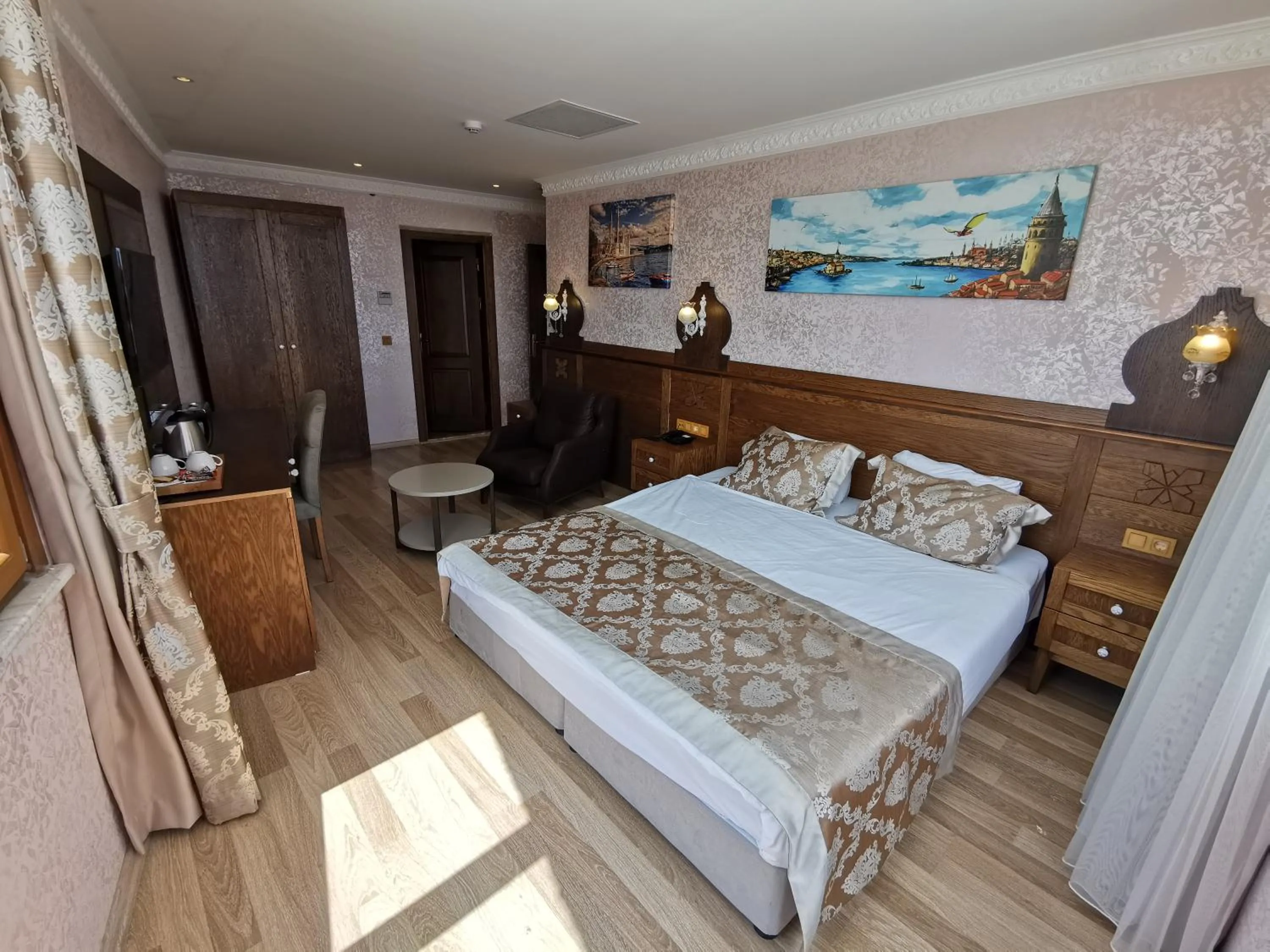 Massage, Bed in Perapolis Hotel