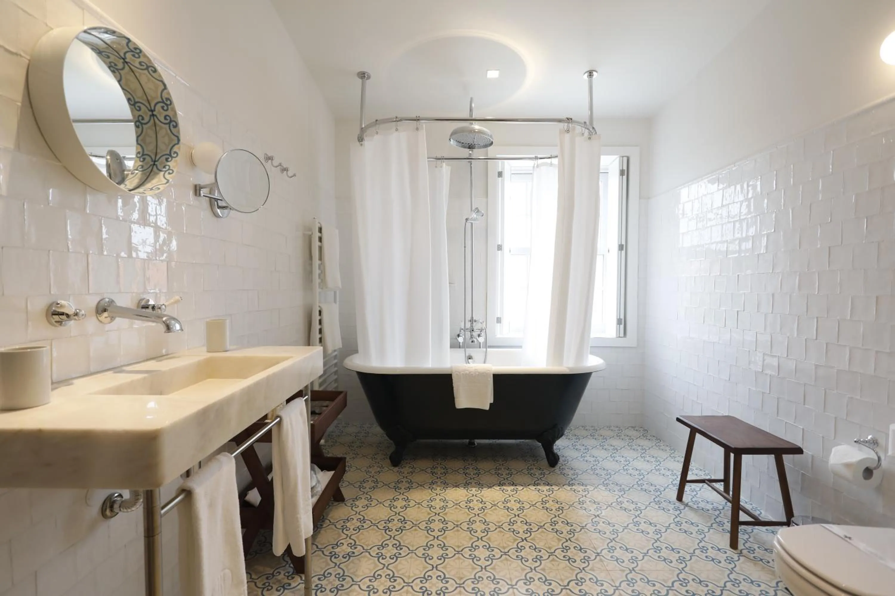 Shower in Montebelo Vista Alegre Ílhavo Hotel