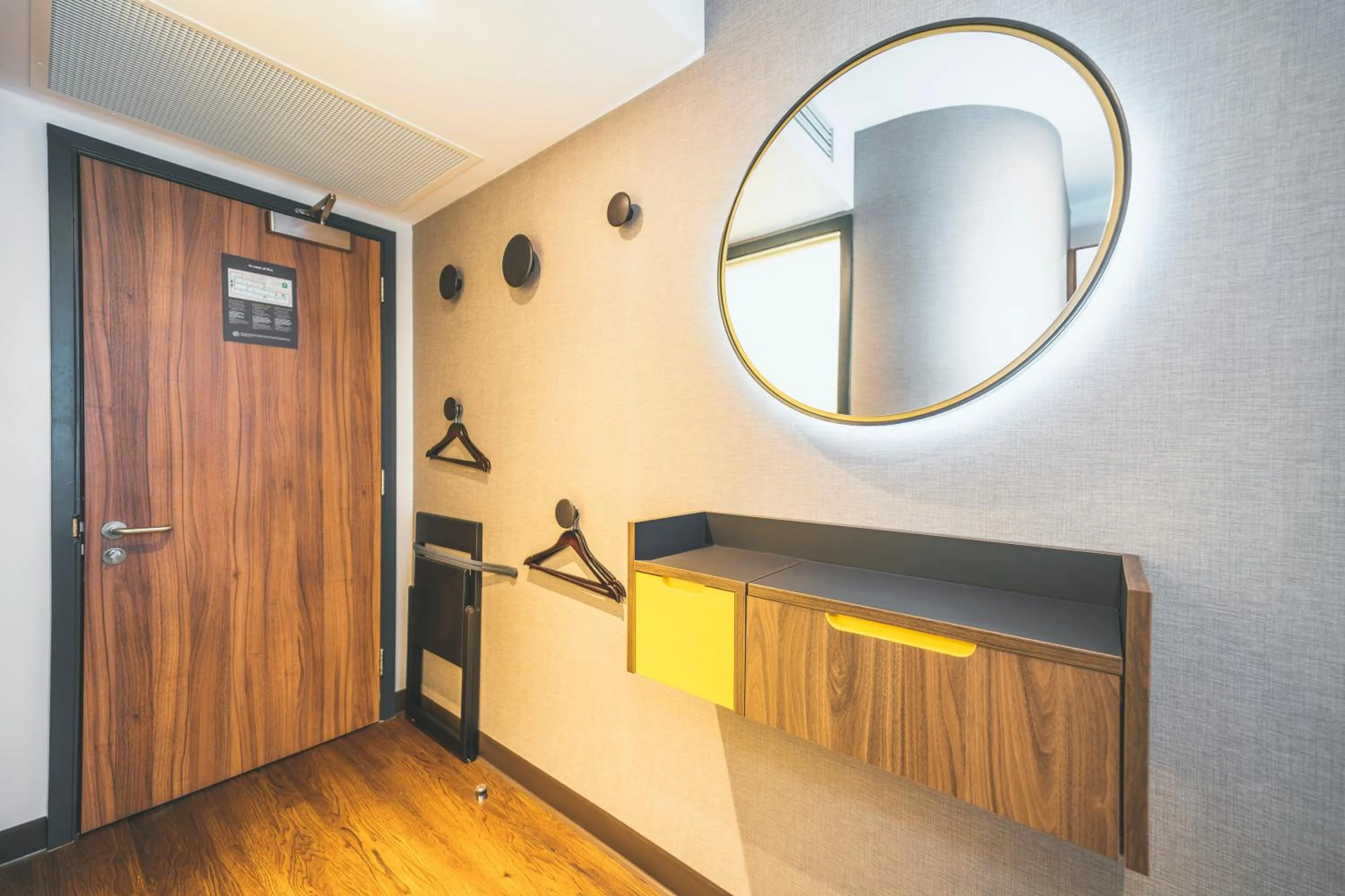 storage in Point A Hotel London Paddington