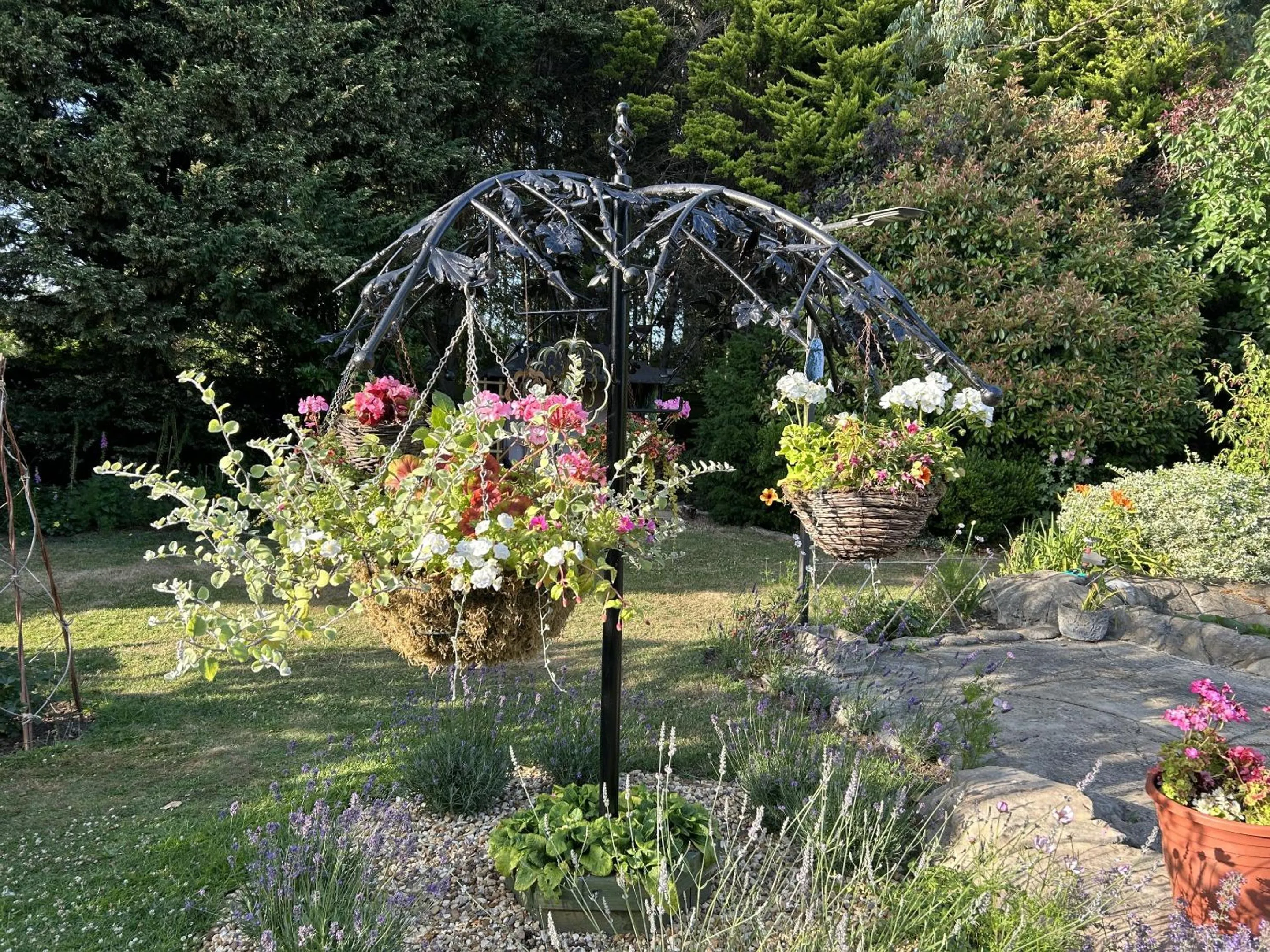 Garden in Woodpaddock Bed & Breakfast