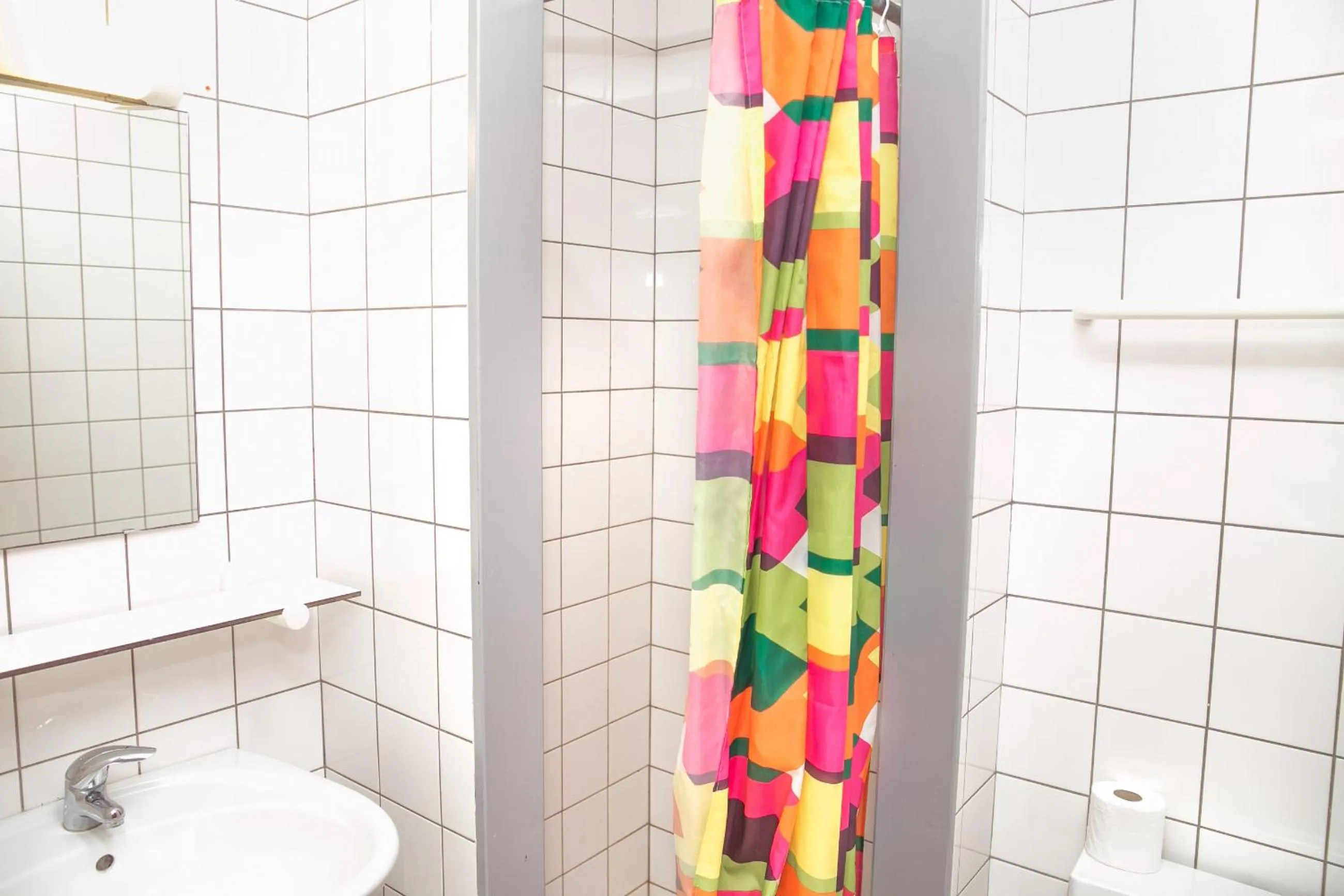 Shower in Hostel Europa