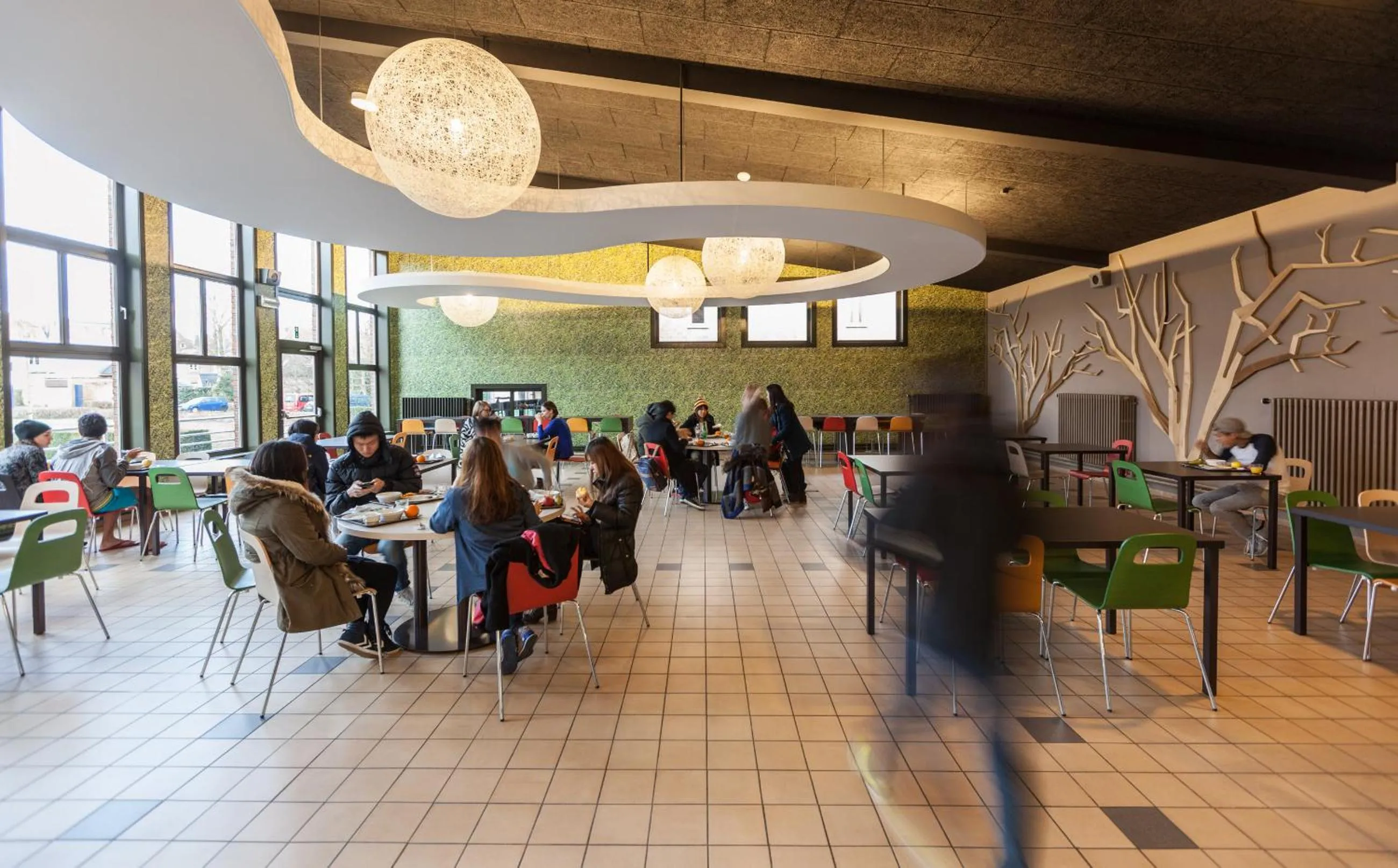 Restaurant/places to eat in Hostel Europa
