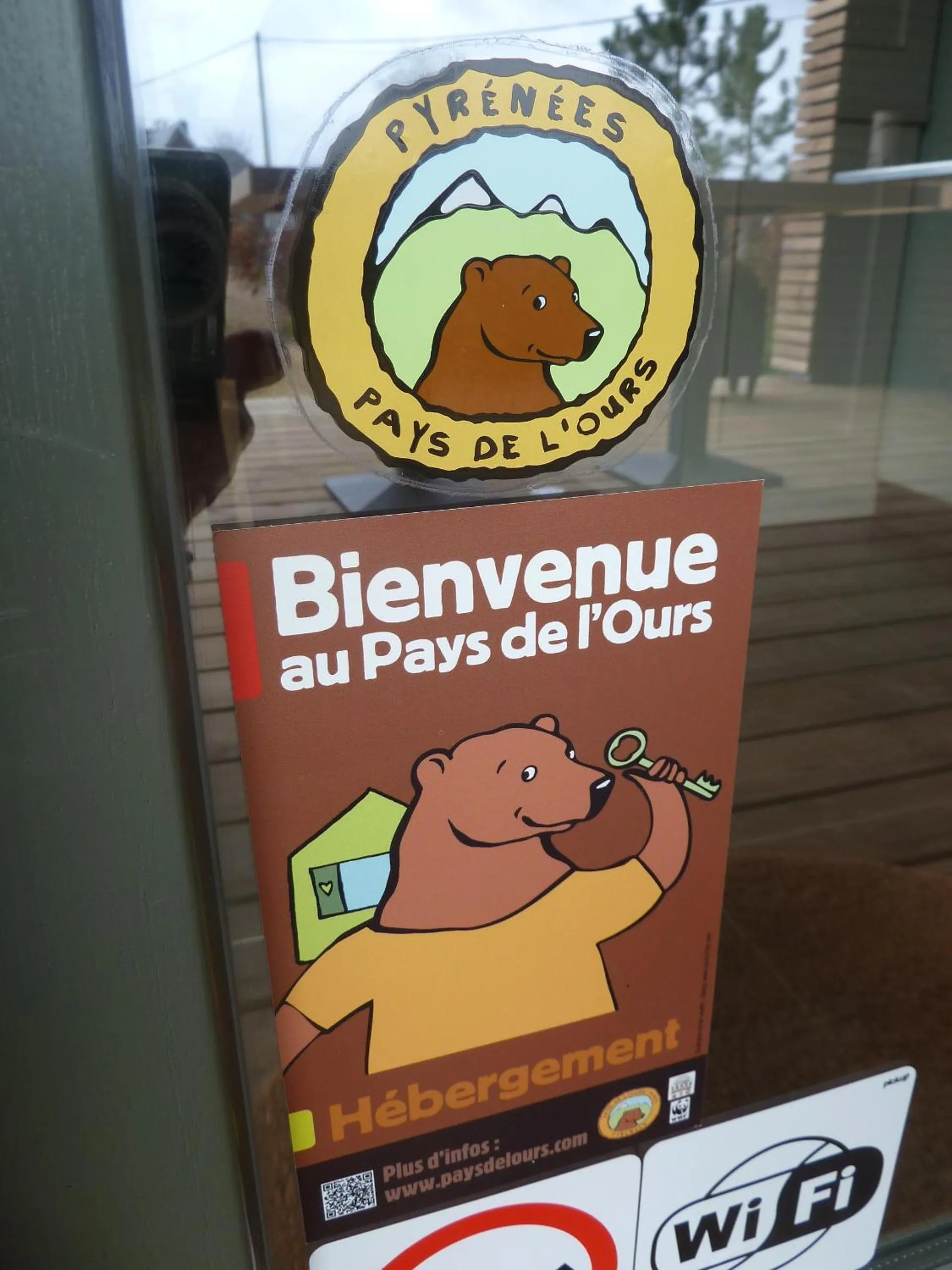 Logo/Certificate/Sign in La Couette de l'Ours