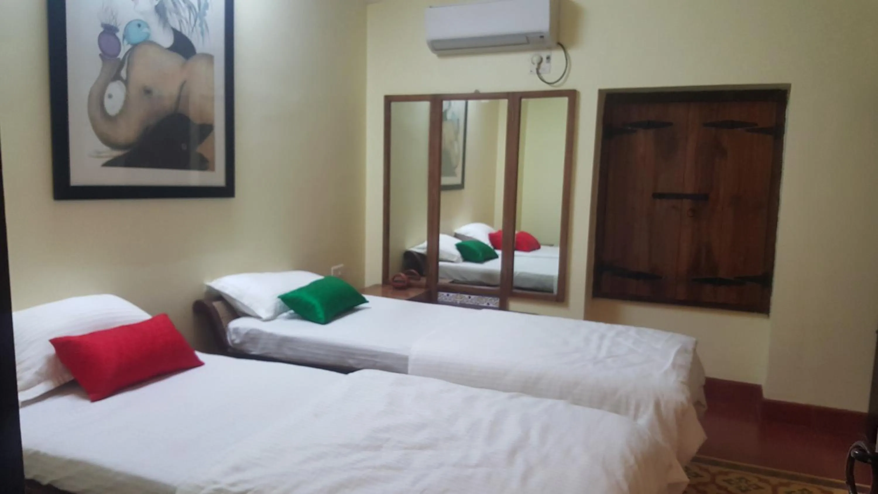 Photo of the whole room, Bed in Casa Menezes - A Heritage Goan Homestay