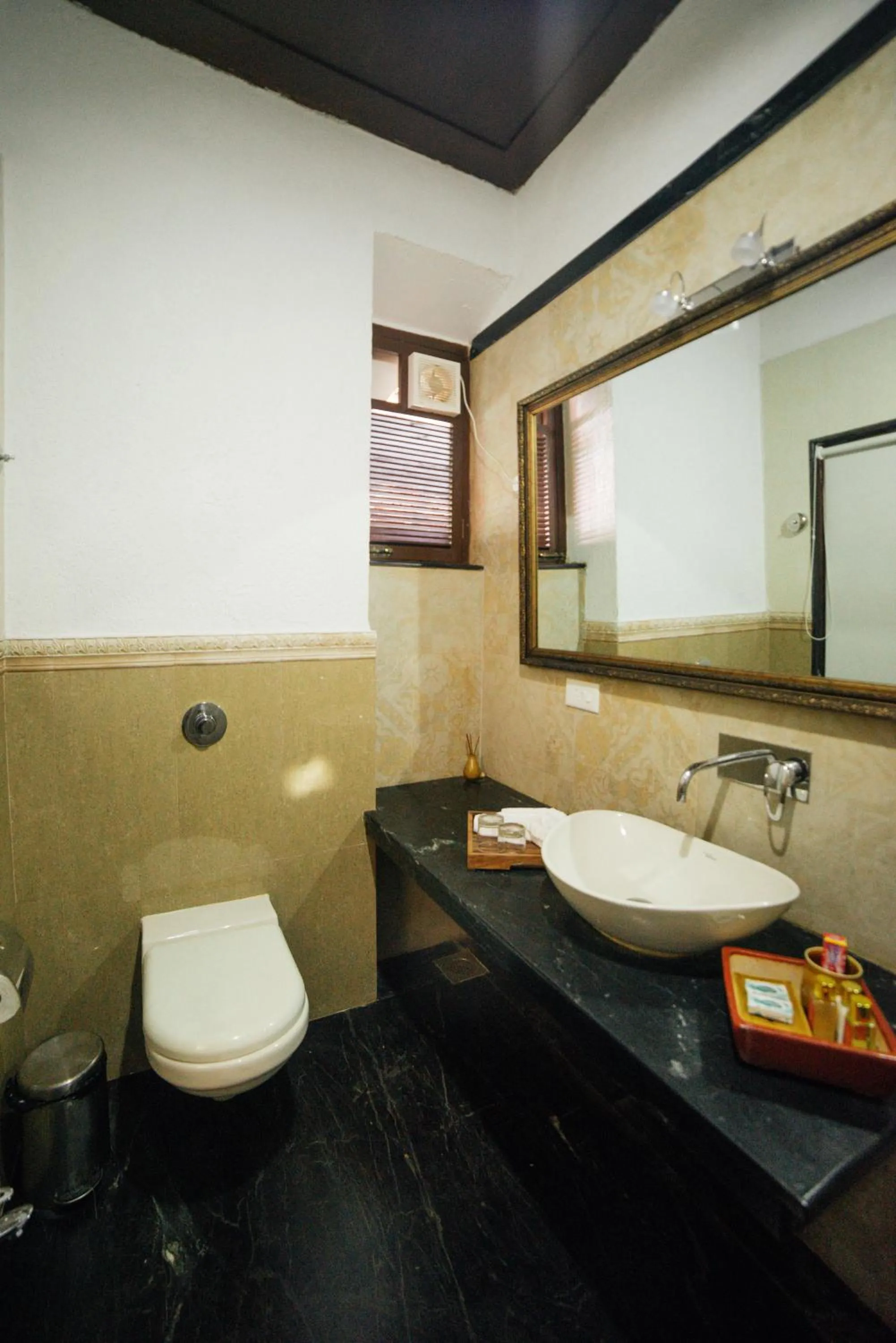 Bathroom in Casa Menezes - A Heritage Goan Homestay