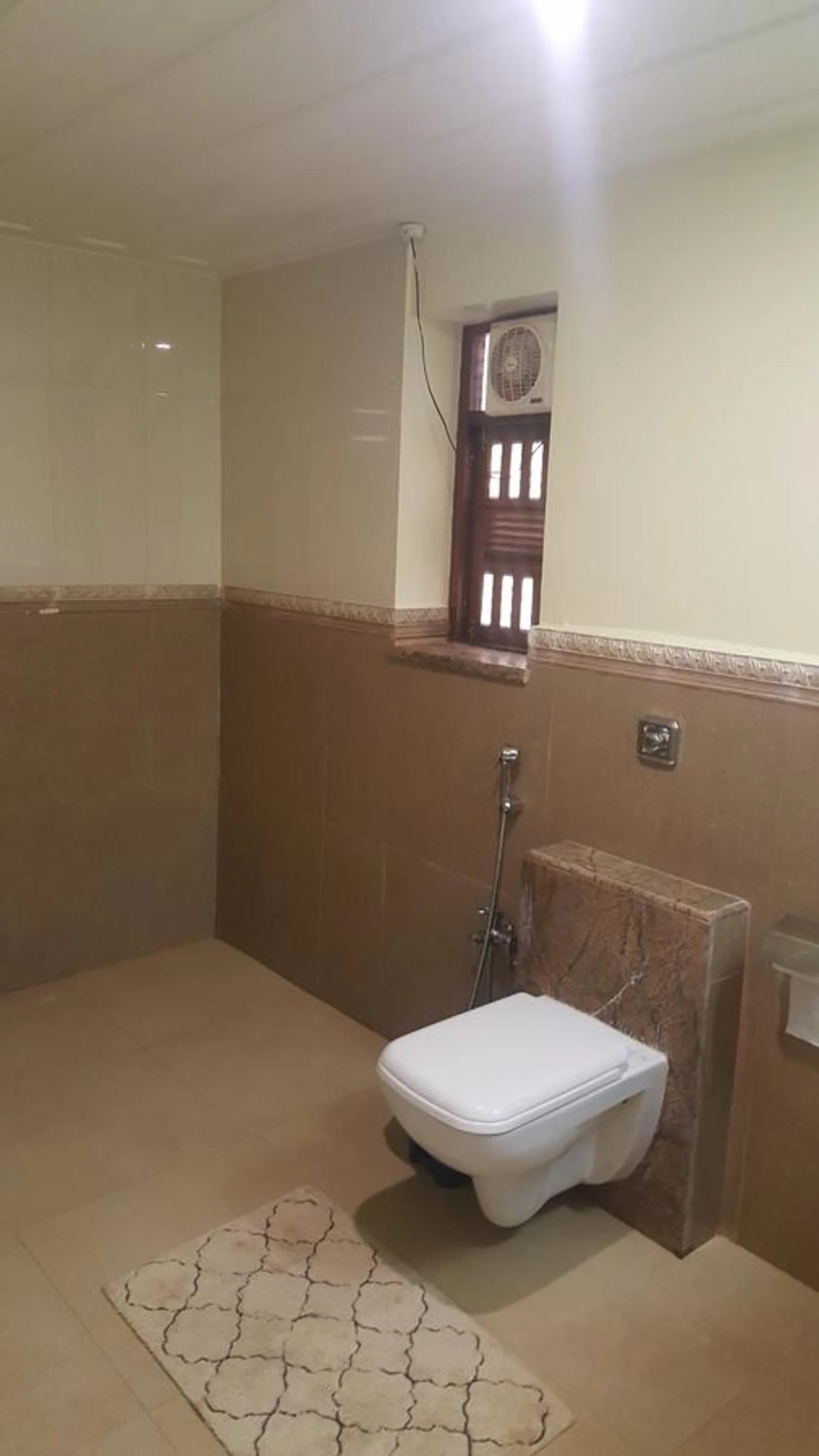 Toilet in Casa Menezes - A Heritage Goan Homestay