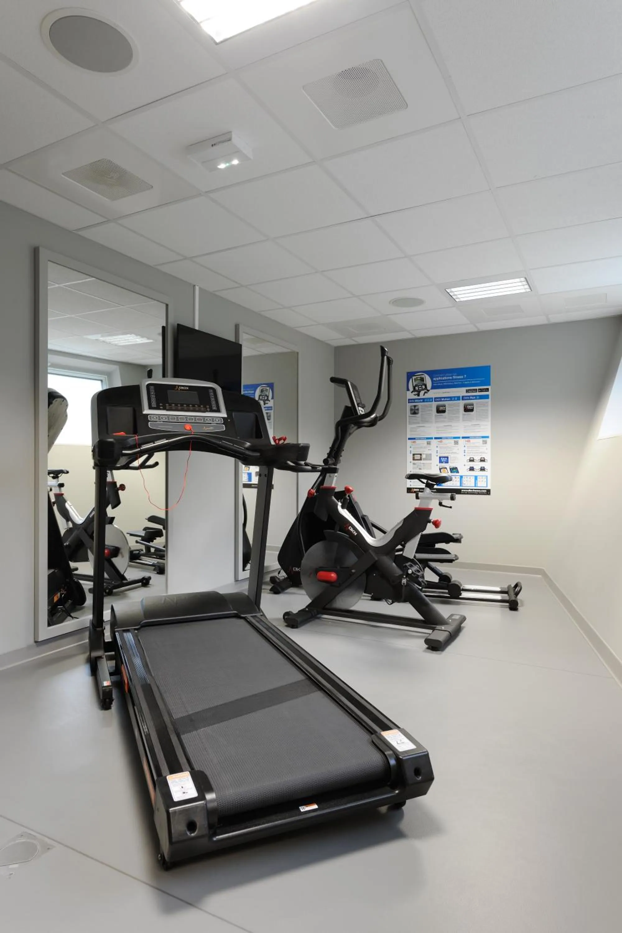 Fitness centre/facilities in Adagio Paris 19ème Cité de la Musique