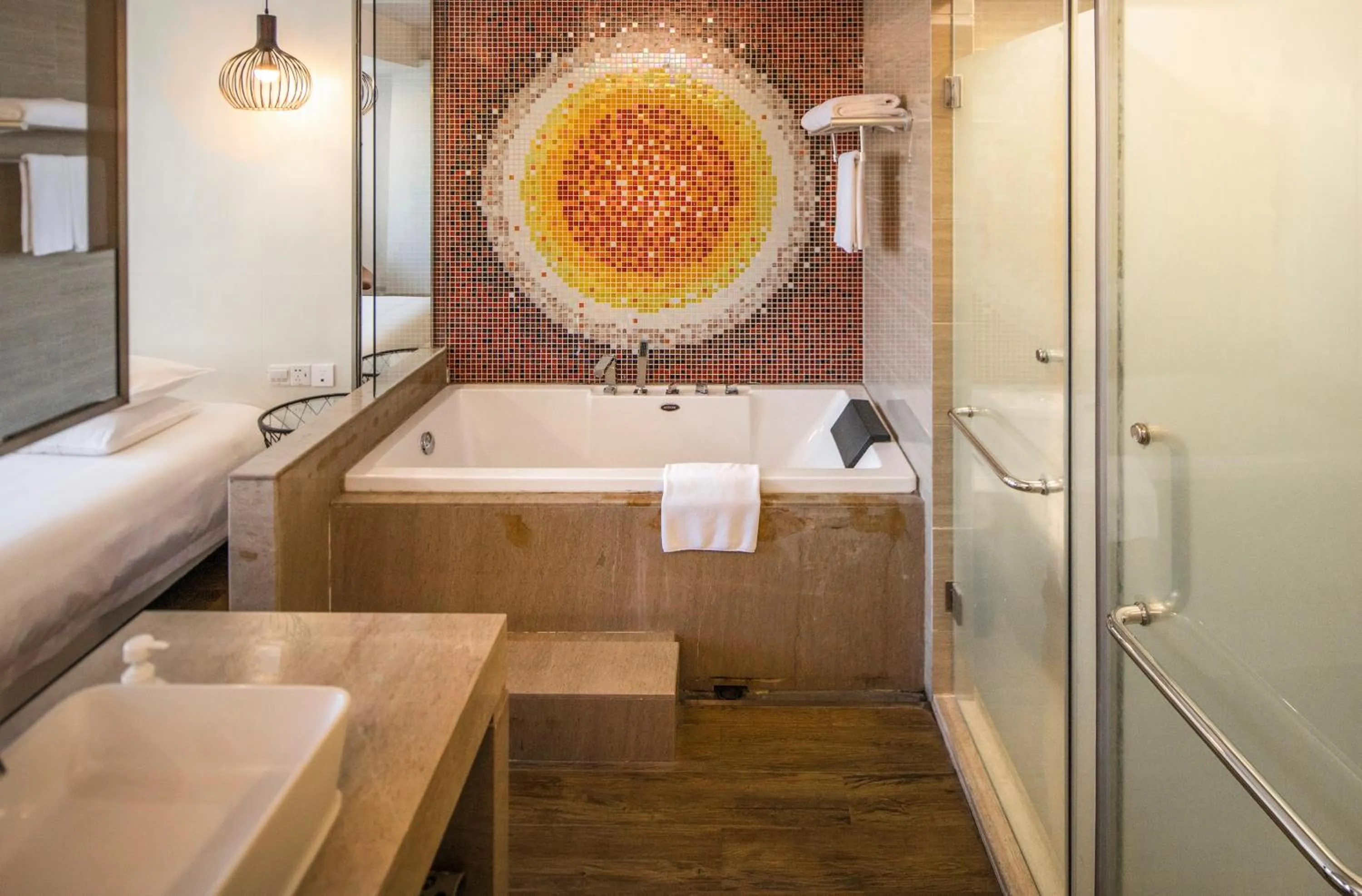 Bath in Xiamen Gulangyu Heitan Hotel