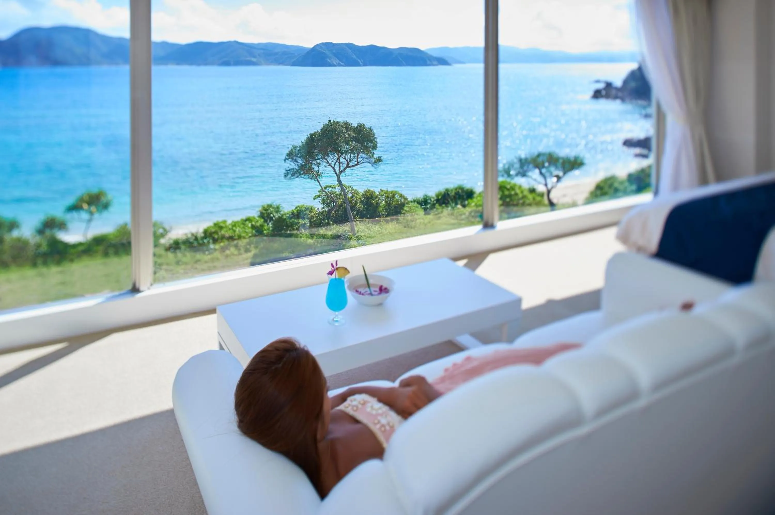 Day in Hotel The Scene