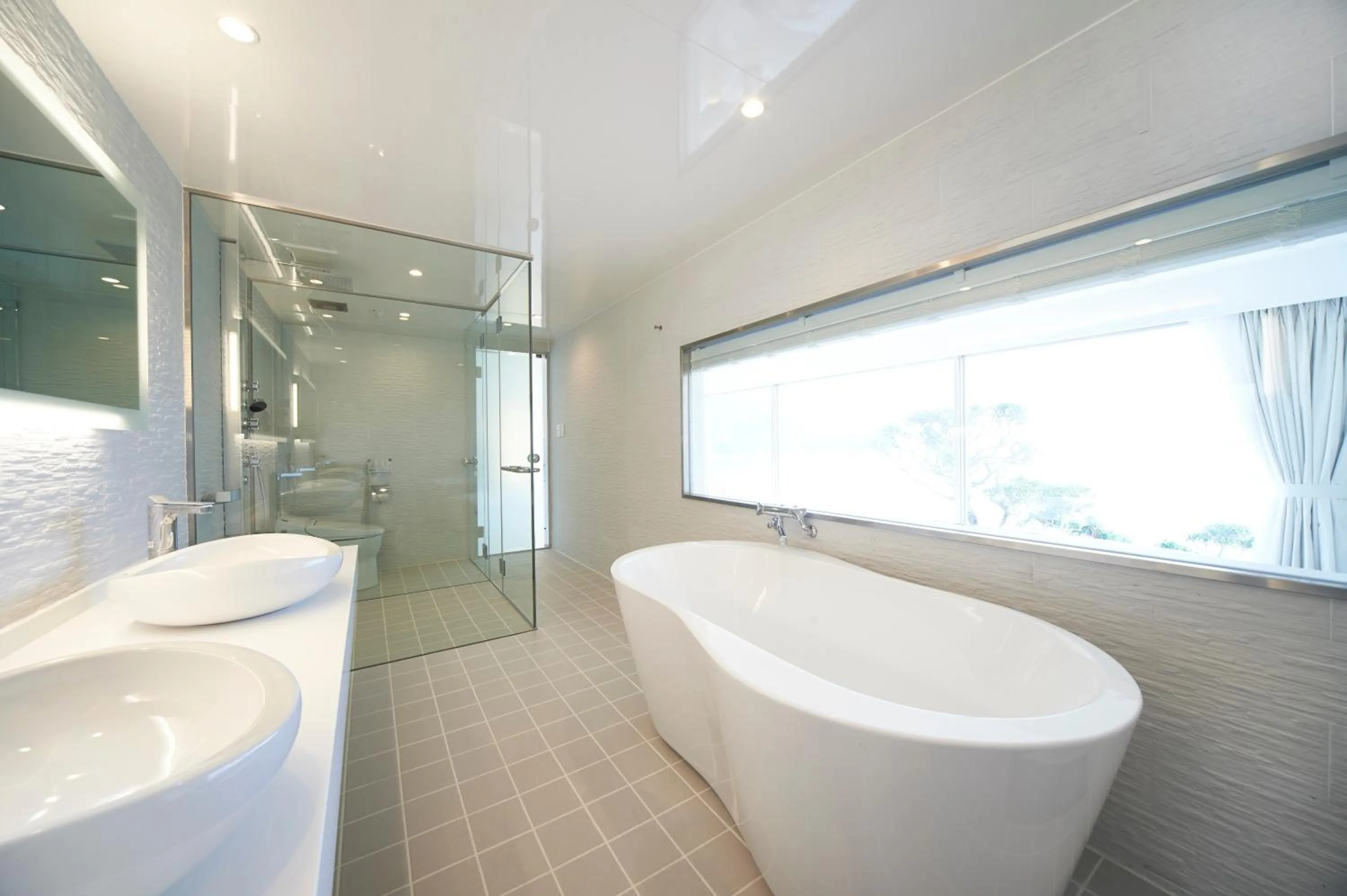 Bathroom in Hotel The Scene