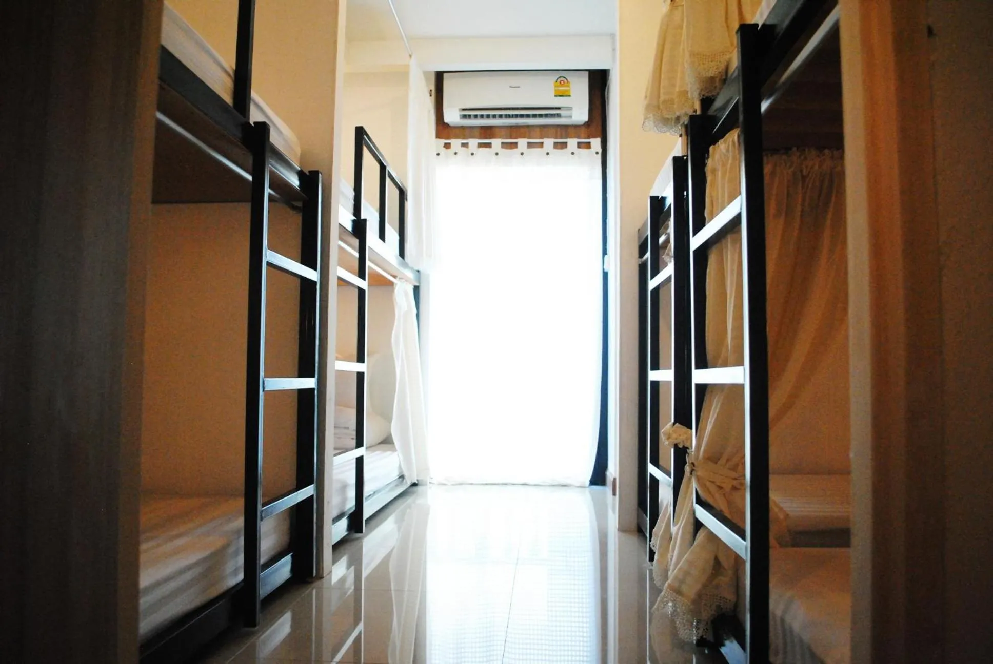 bunk bed in Rimnim Hostel
