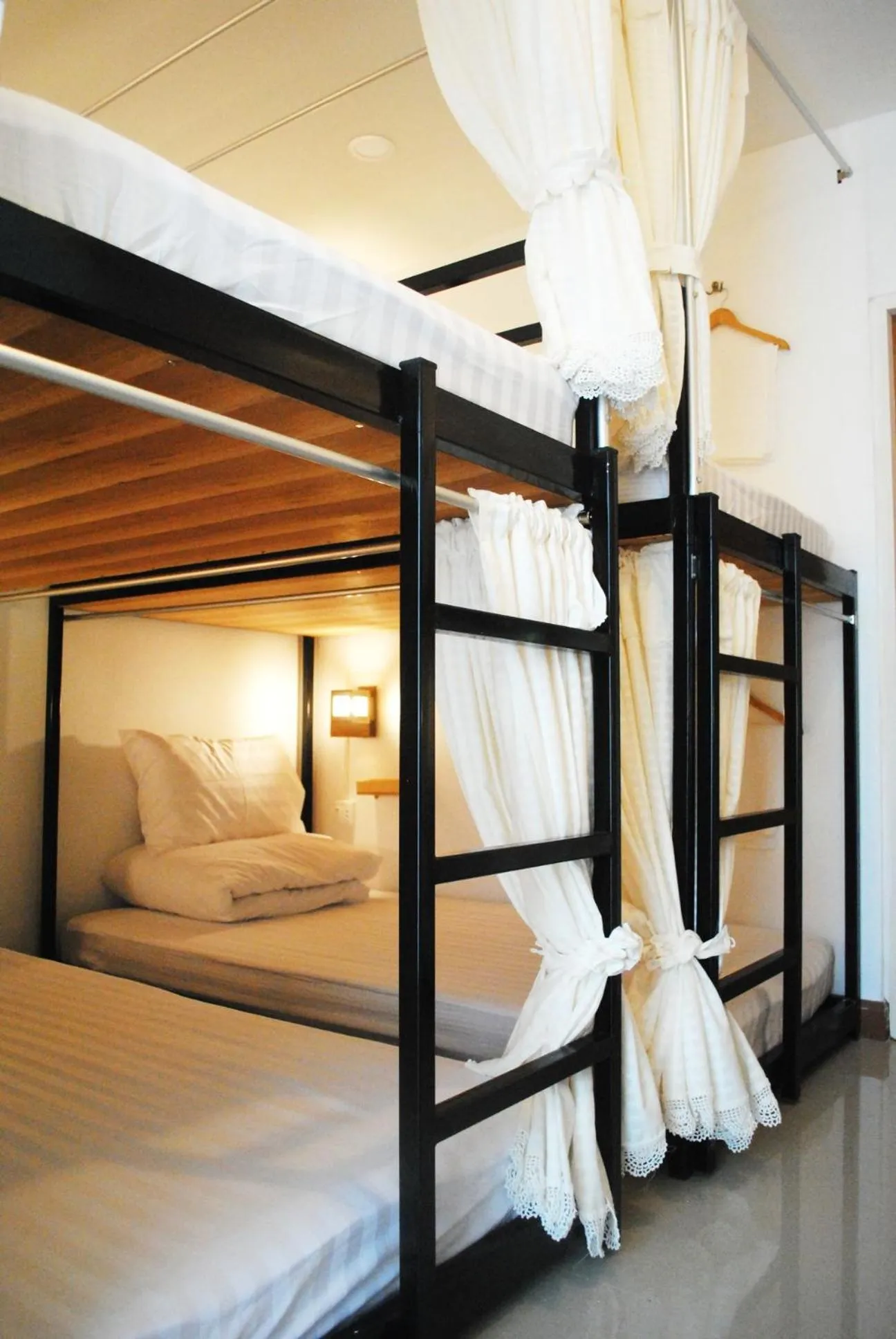 bunk bed, Bed in Rimnim Hostel