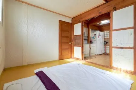 Bed in Inwoo Guesthouse