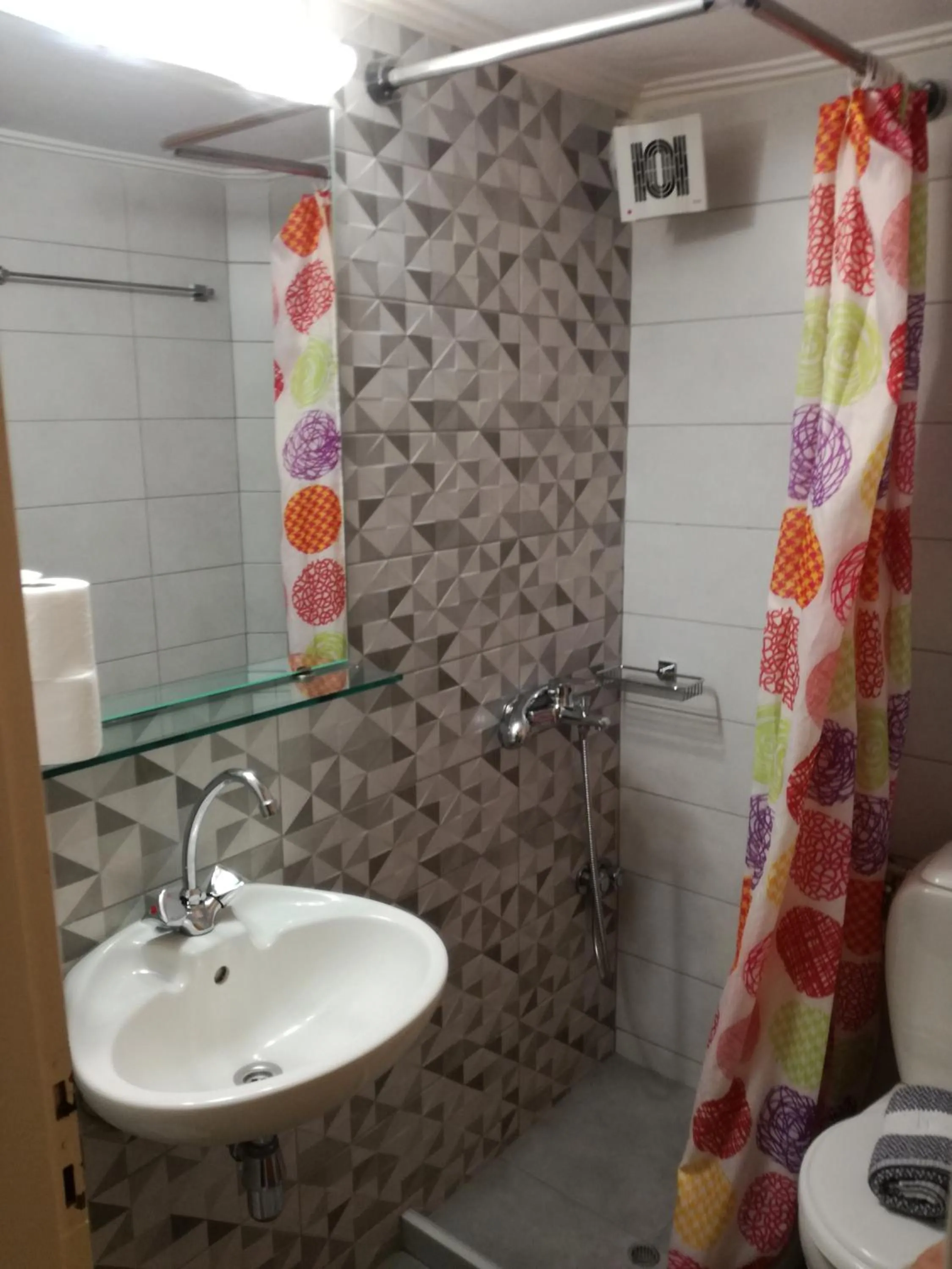 Bathroom in Apartments Filoxenia Zois