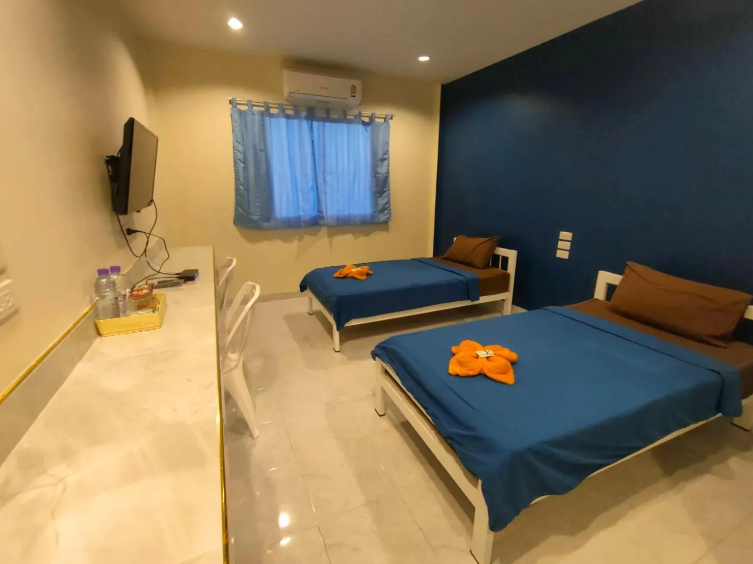 Bed in Banana Resort Sadao