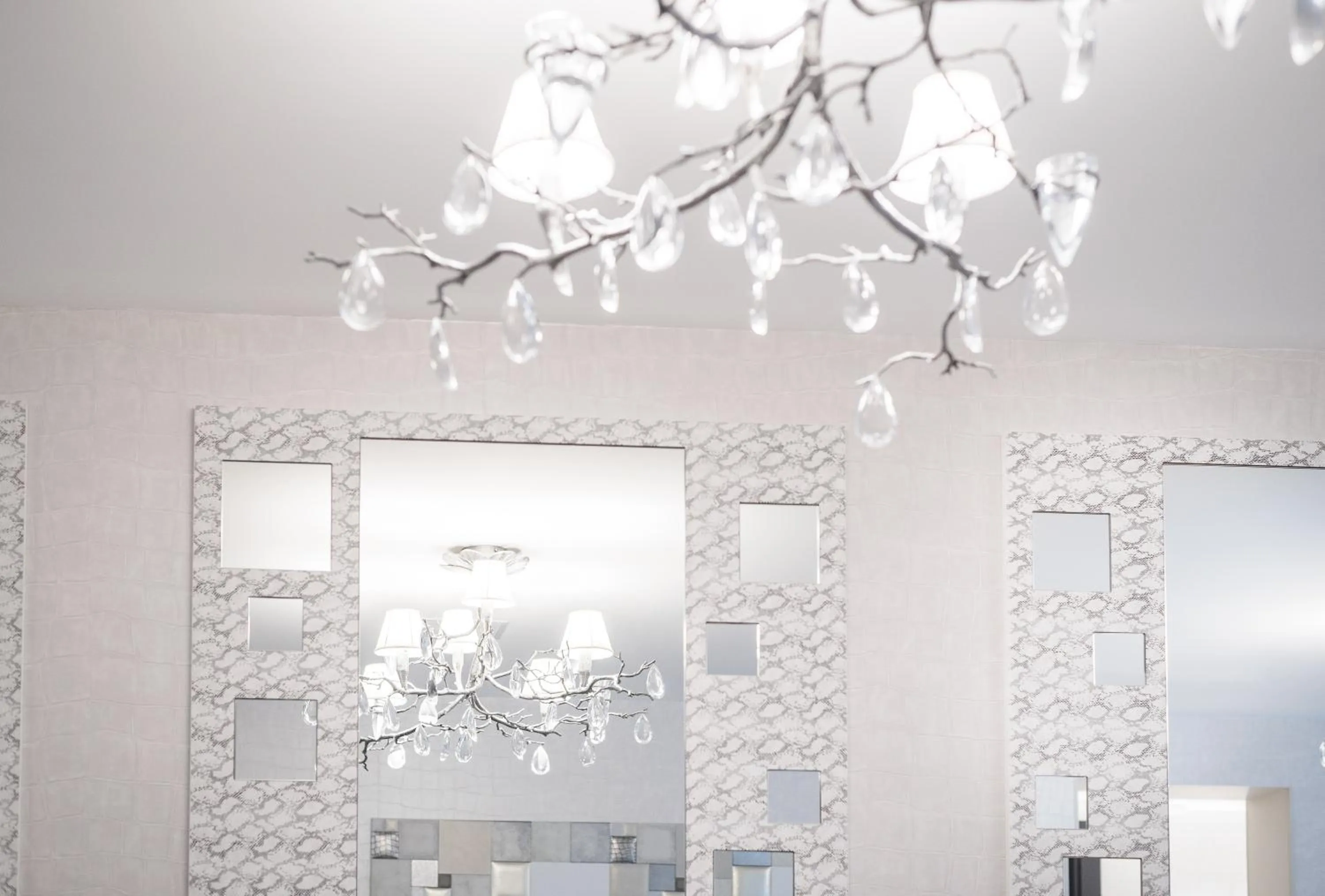 Decorative detail in Hôtel Le White - Le 42 Restaurant