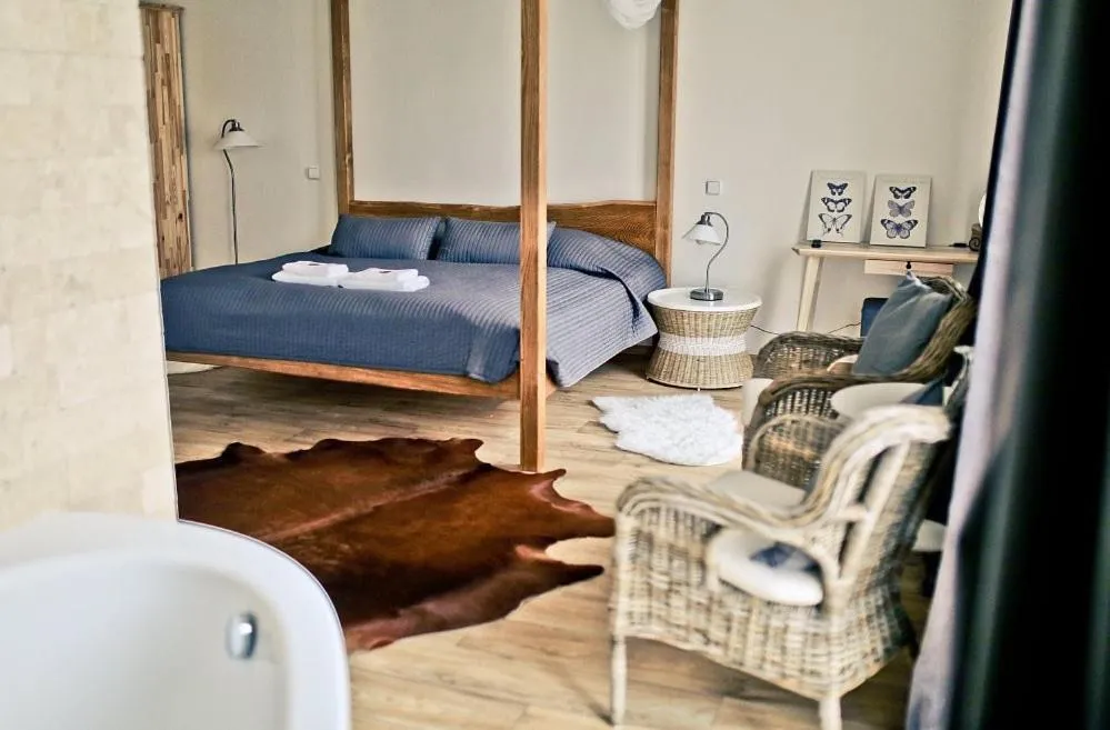 Deluxe Double Room with Bath in Anděl Penzion & Cafe