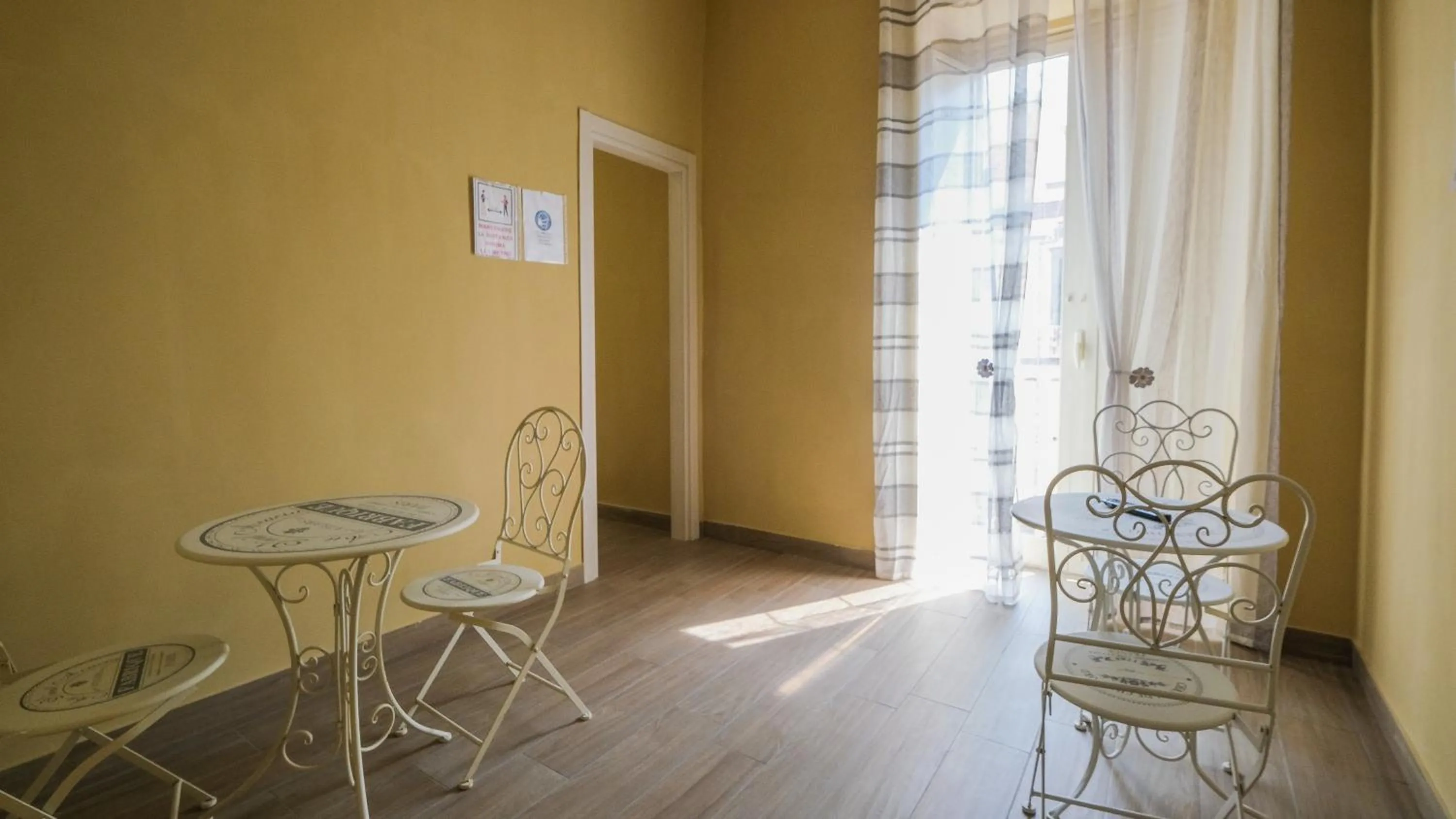 Drinks in Royal Dante