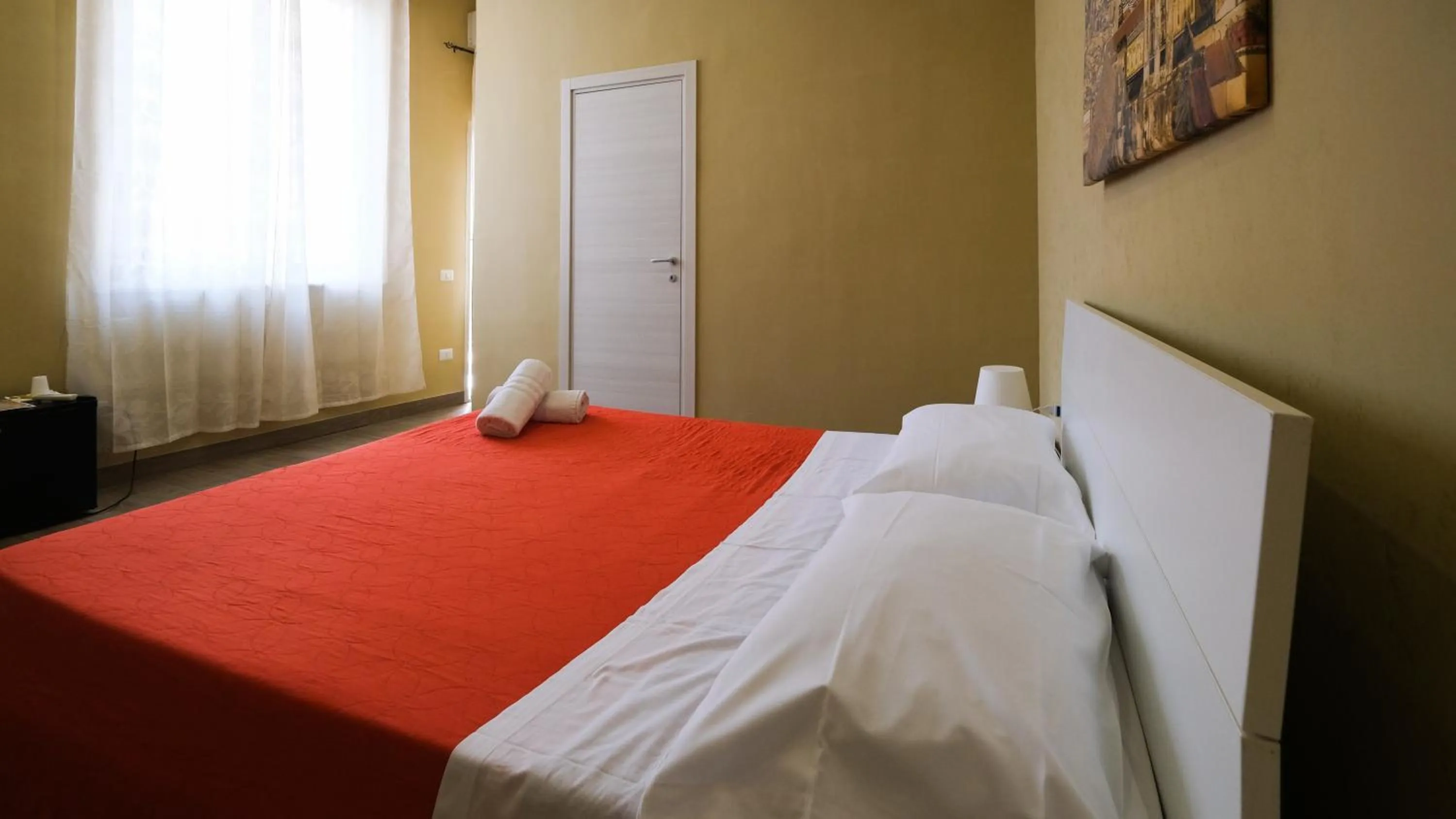 Patio, Bed in Royal Dante