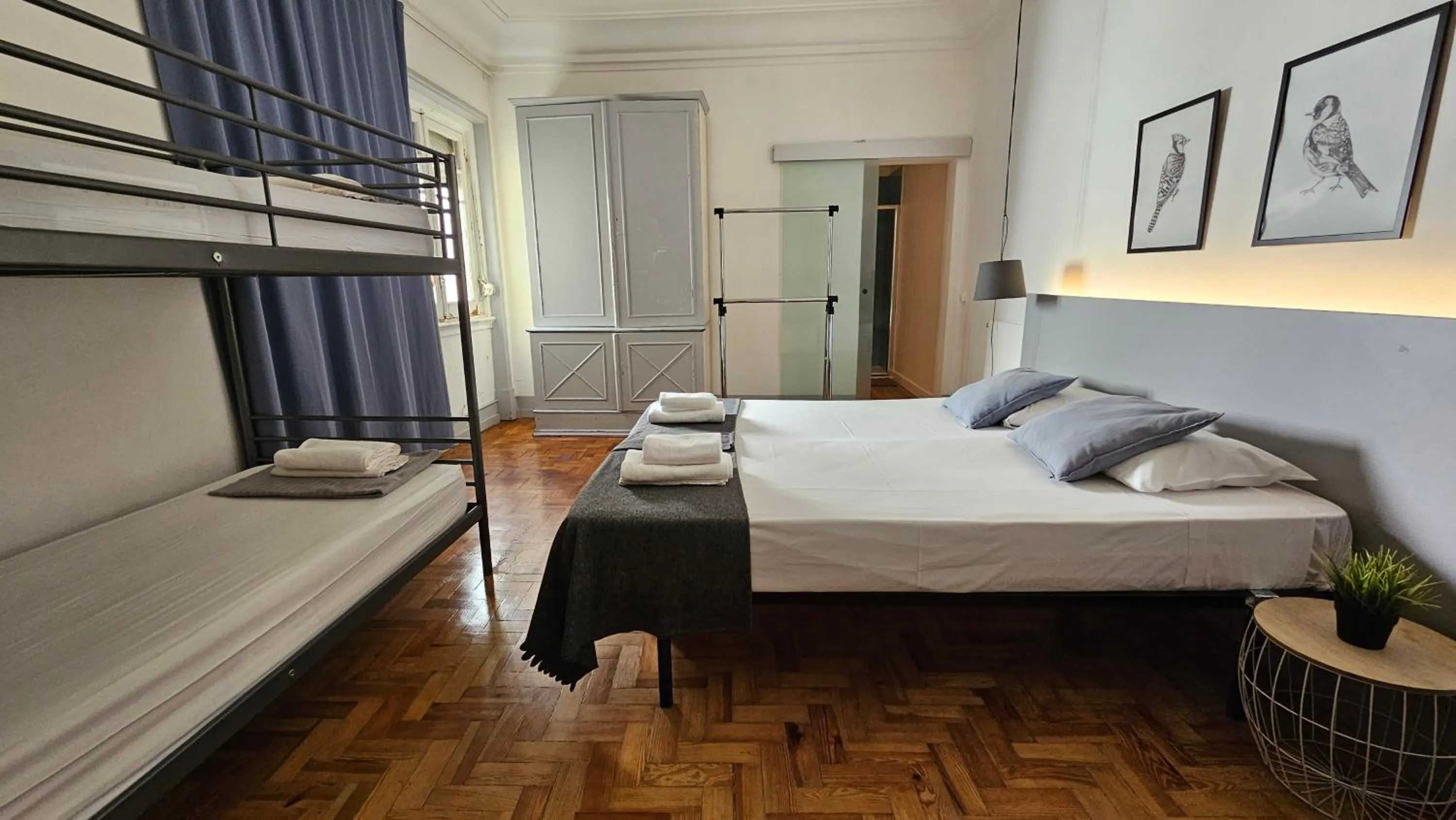 Bed in Castilho 63 Hostel & Suites