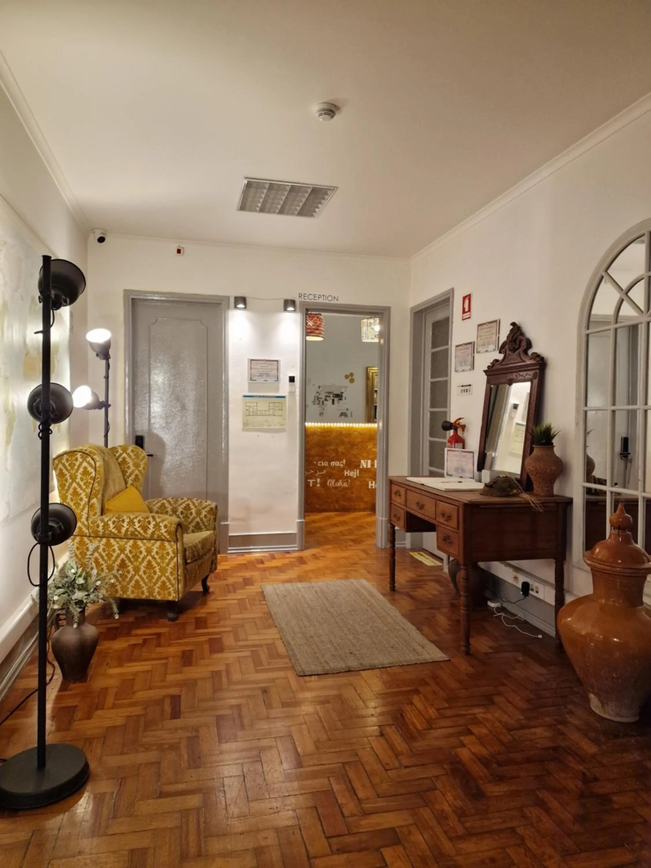 Property building in Castilho 63 Hostel & Suites