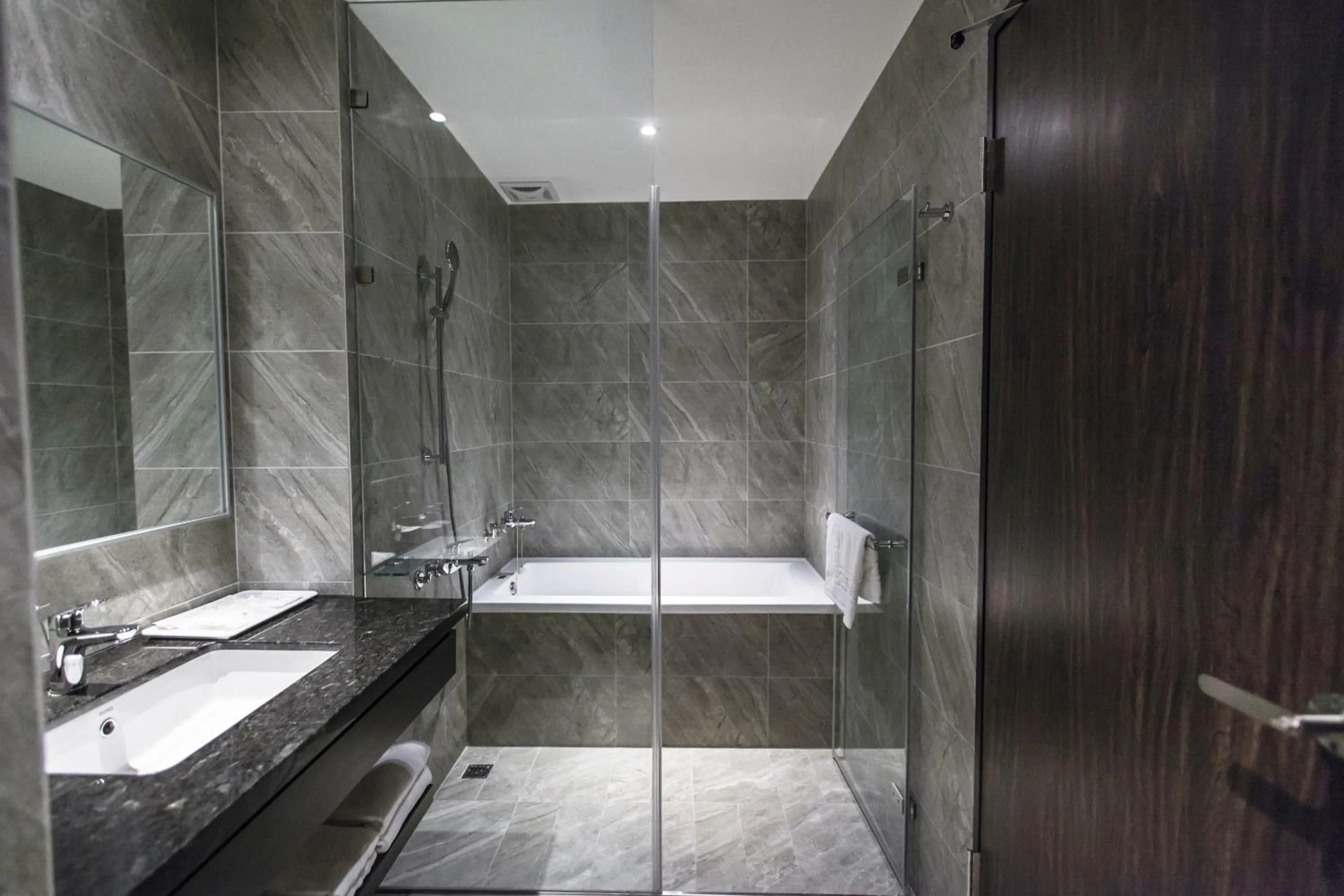 Bathroom in Platinum Hotel