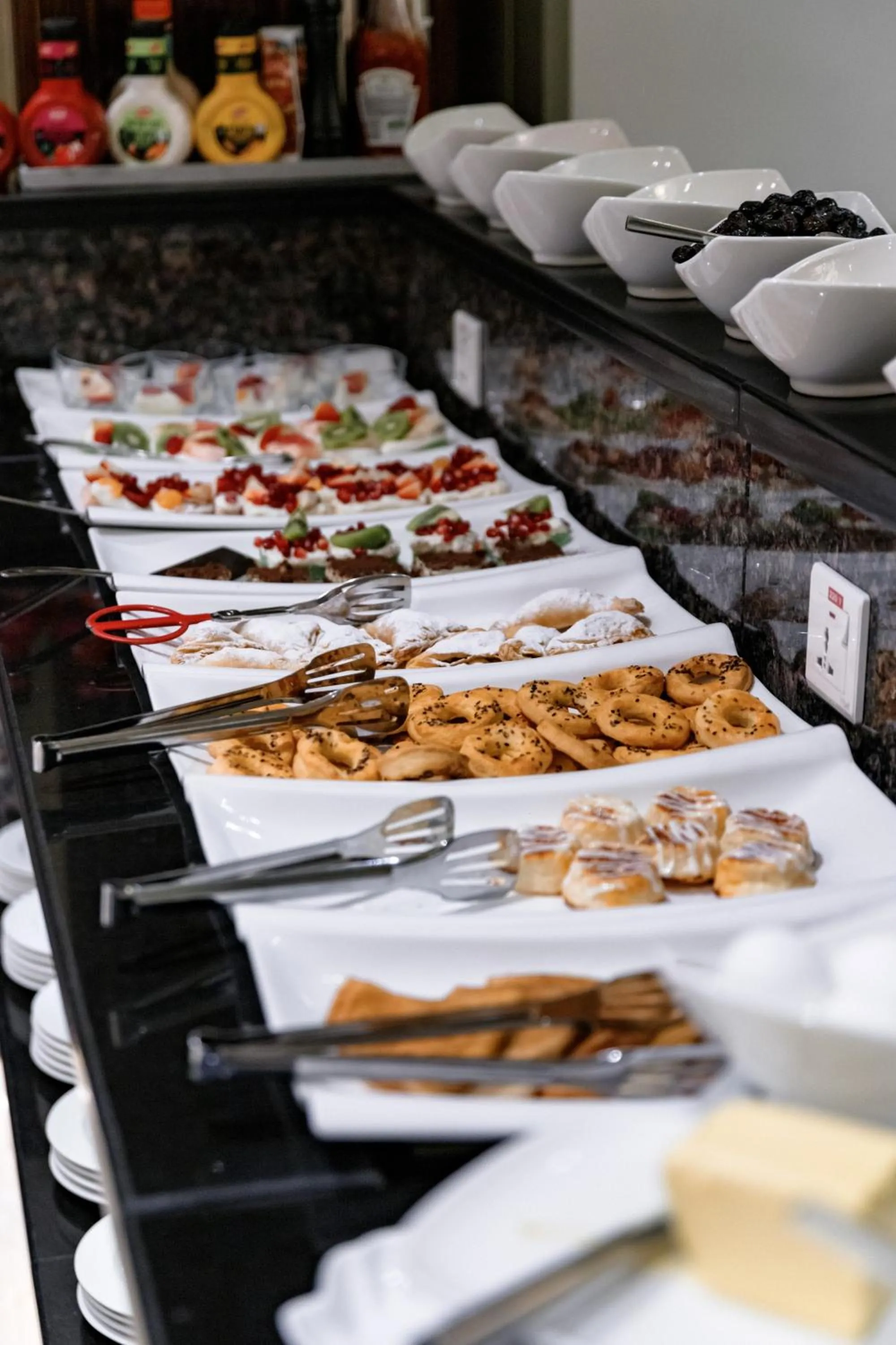 Food and drinks in Hotel Atlas