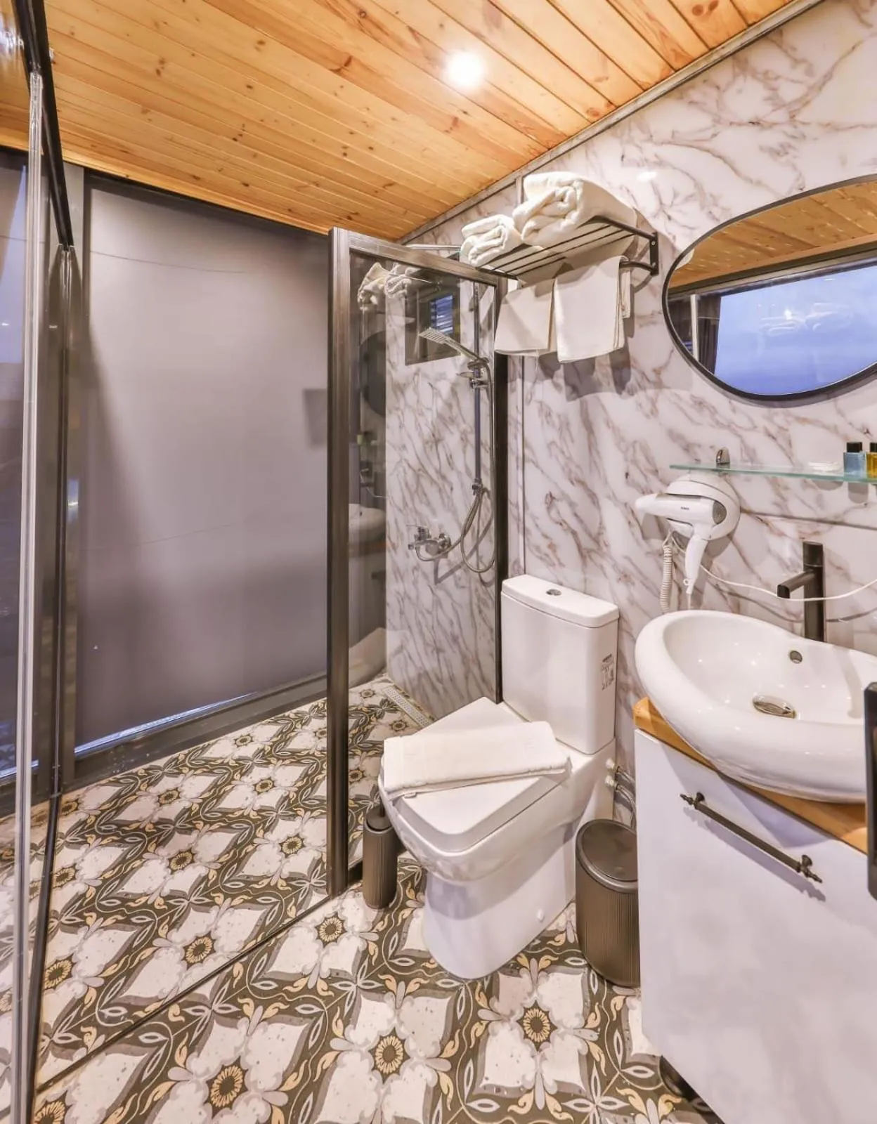 Toilet in Agva Teras Garden Hotel & Bungalow