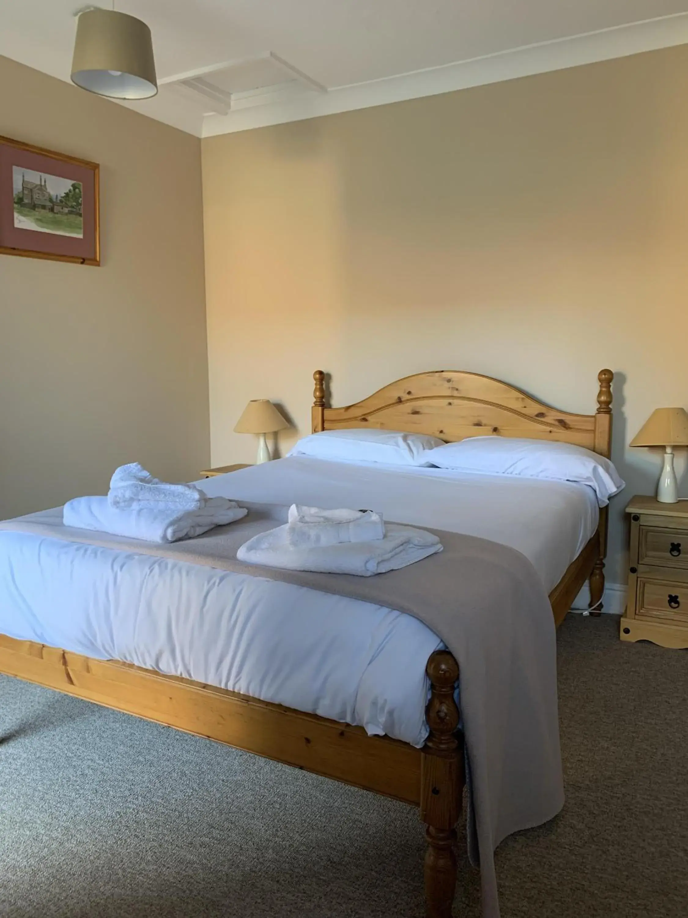 Standard Double Room - single occupancy in Lakeside Lodge Golf and Country Club Standard Double Room - single occupancy in Lakeside Lodge Golf and Country Club