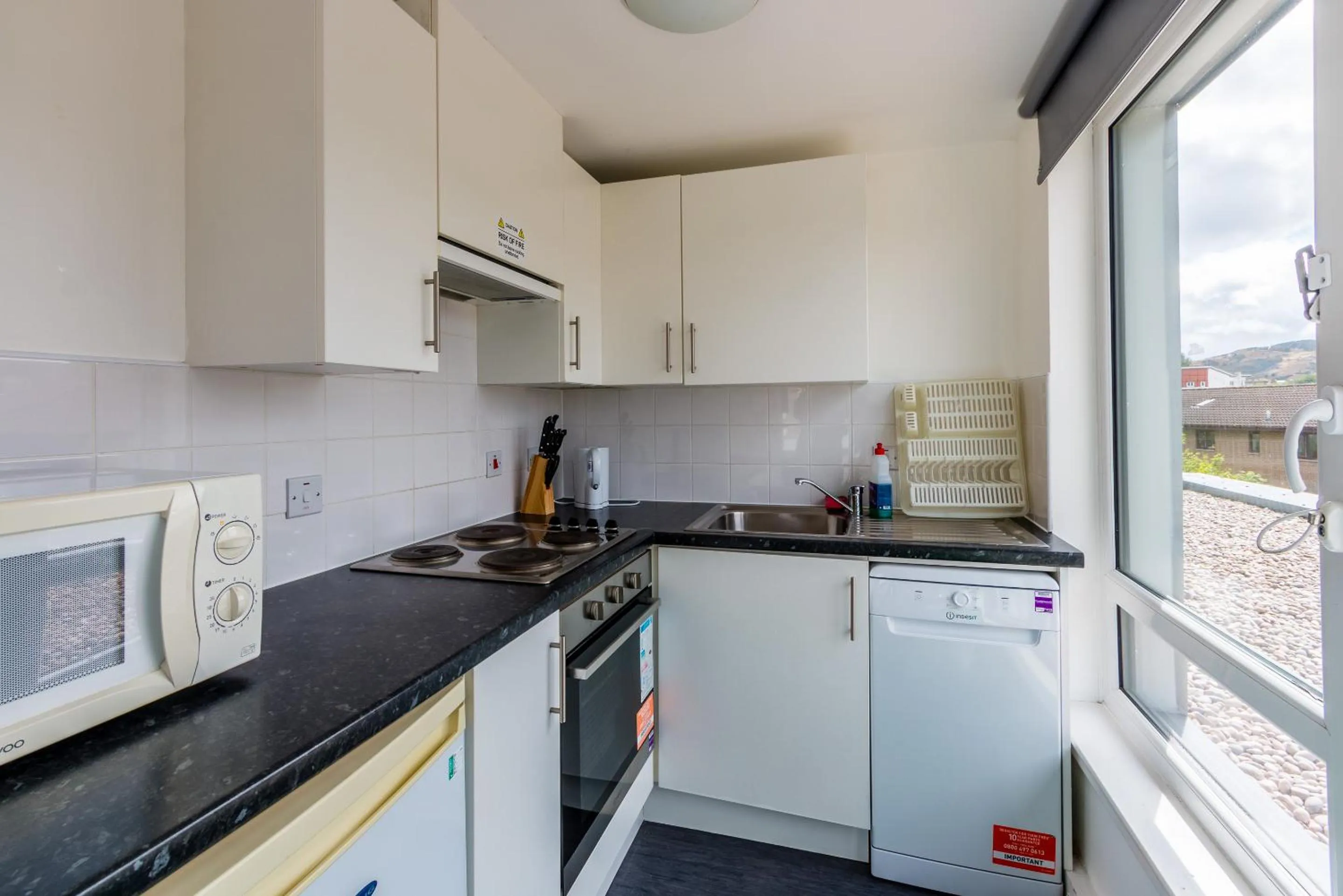 Kitchen or kitchenette in Destiny Student – Murano (Campus Accommodation)
