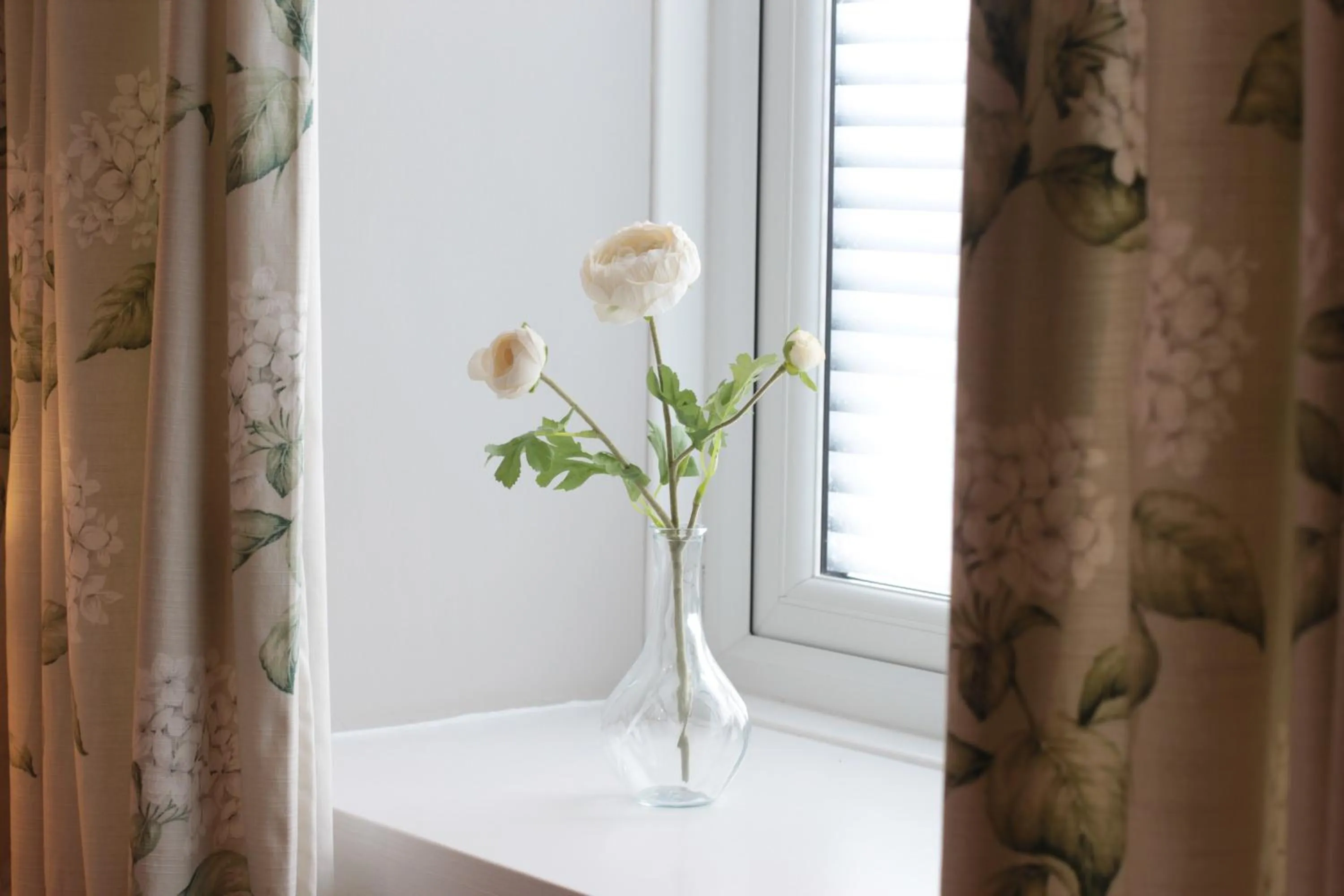 Decorative detail in The Five Dials Inn