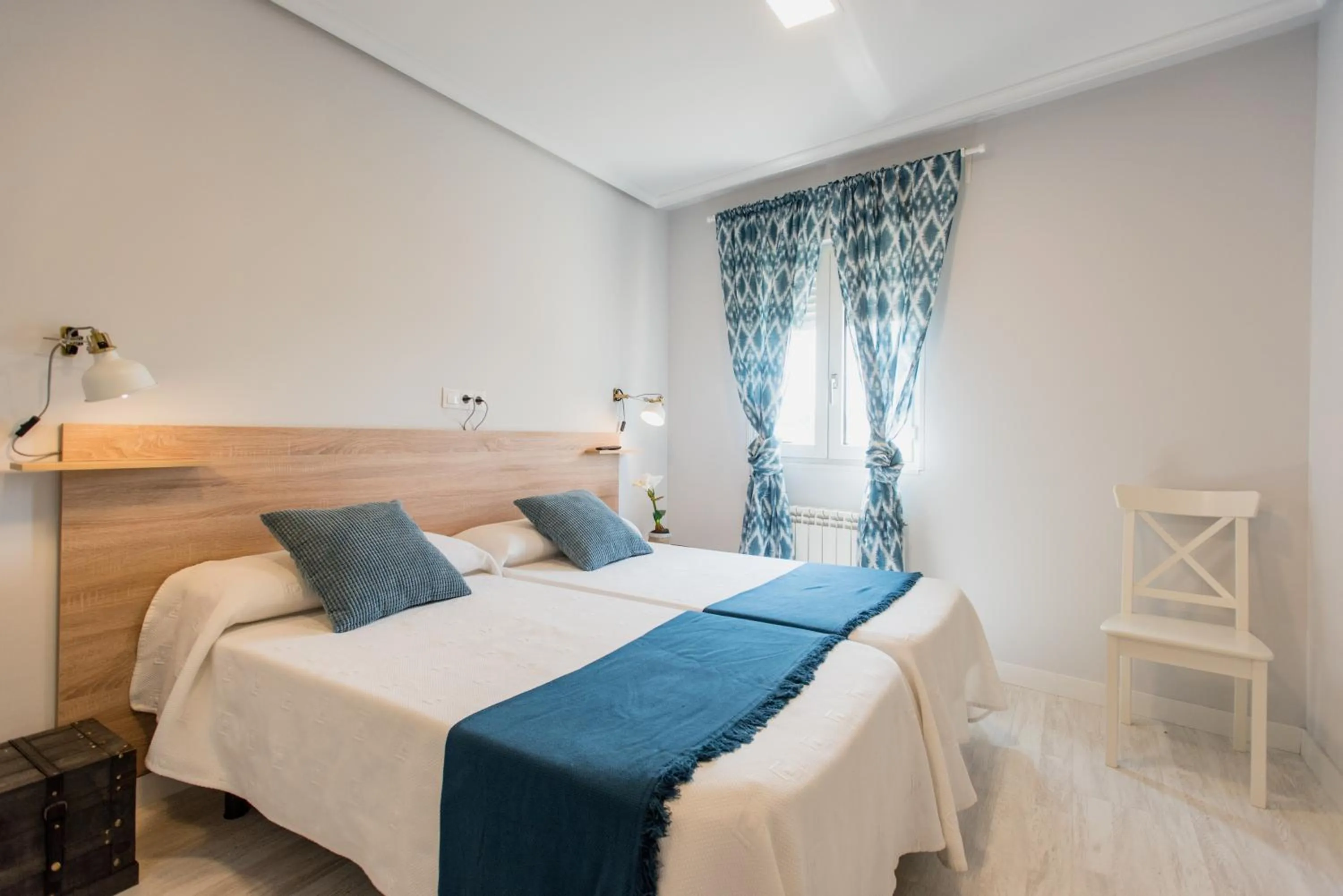 Photo of the whole room, Bed in Apartamentos River Santander