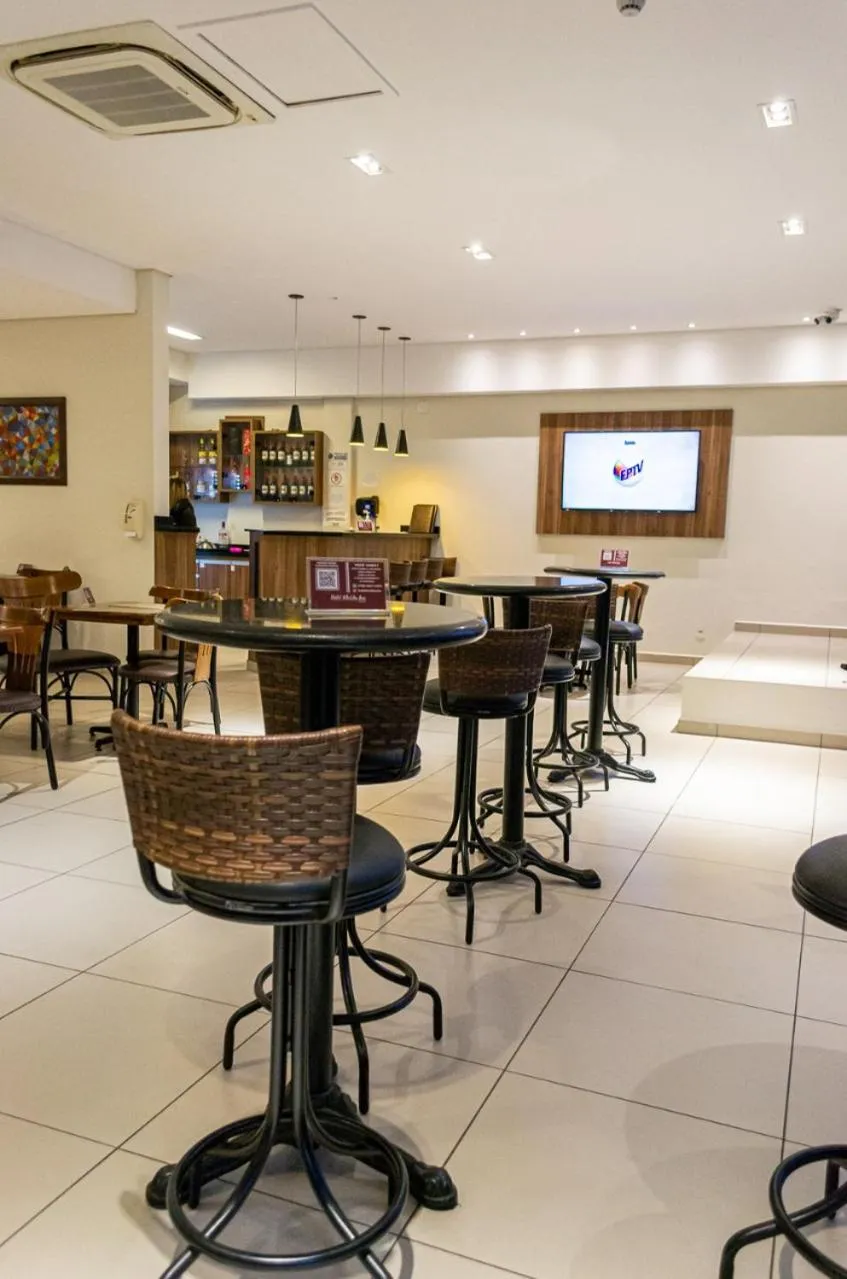 Restaurant/places to eat in Hotel Malibu Inn Campinas