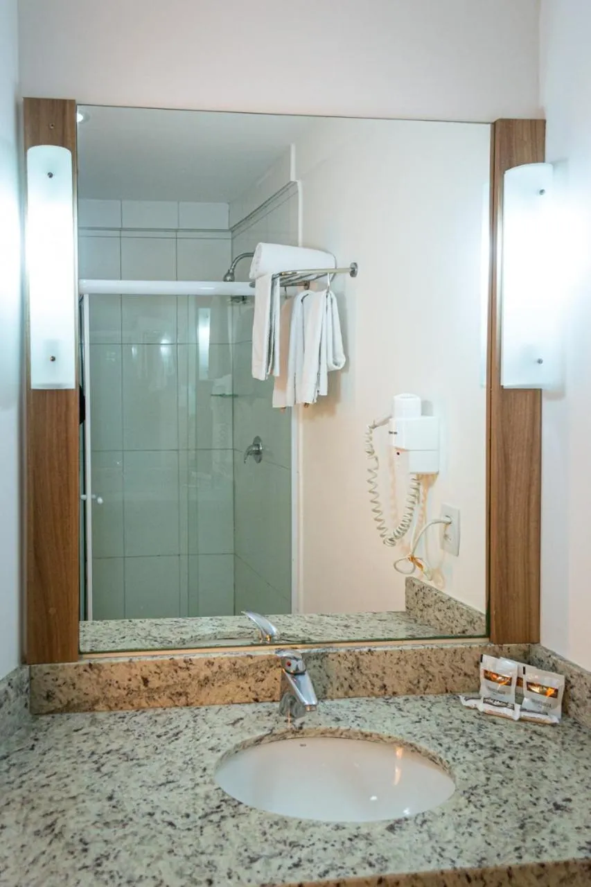Bathroom in Hotel Malibu Inn Campinas