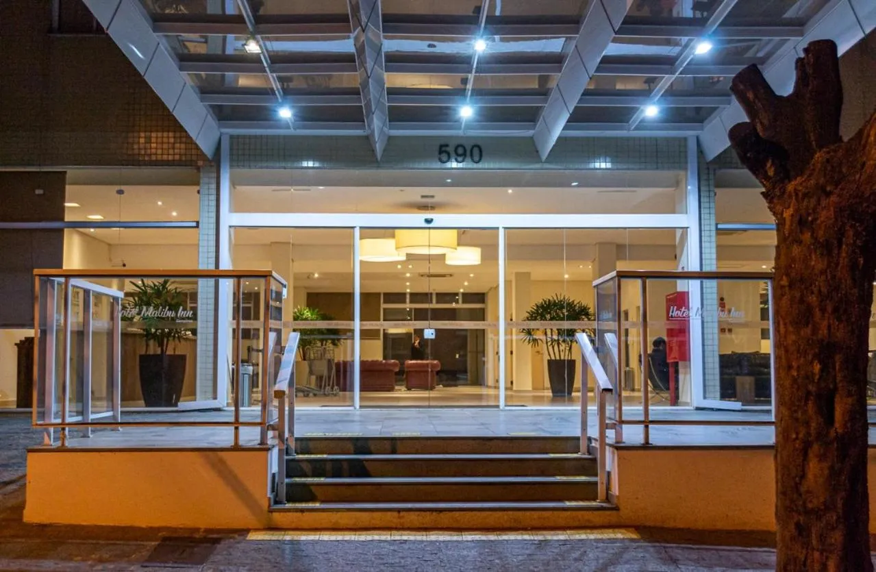 Facade/entrance in Hotel Malibu Inn Campinas