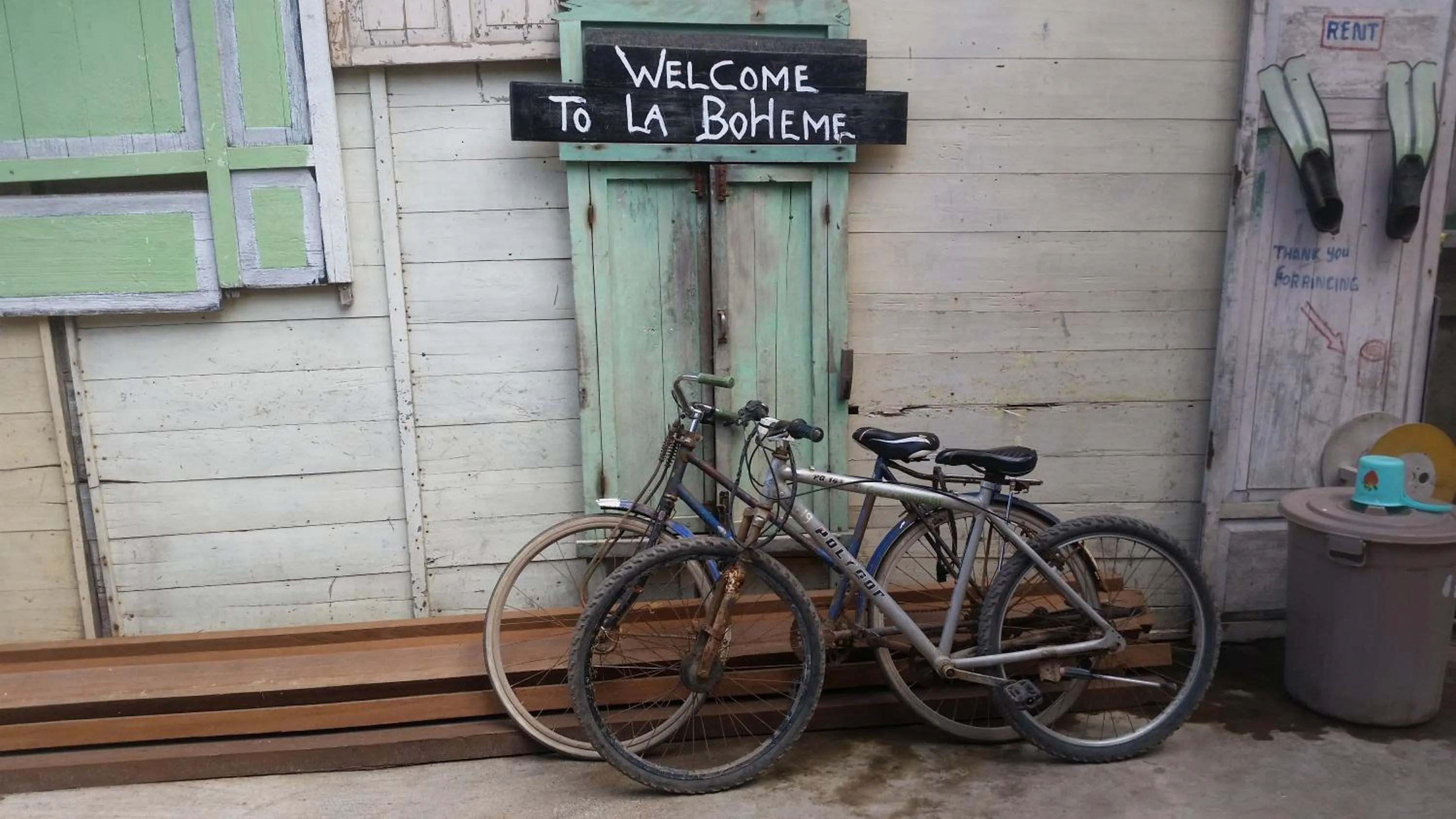 Cycling in Gili La Boheme