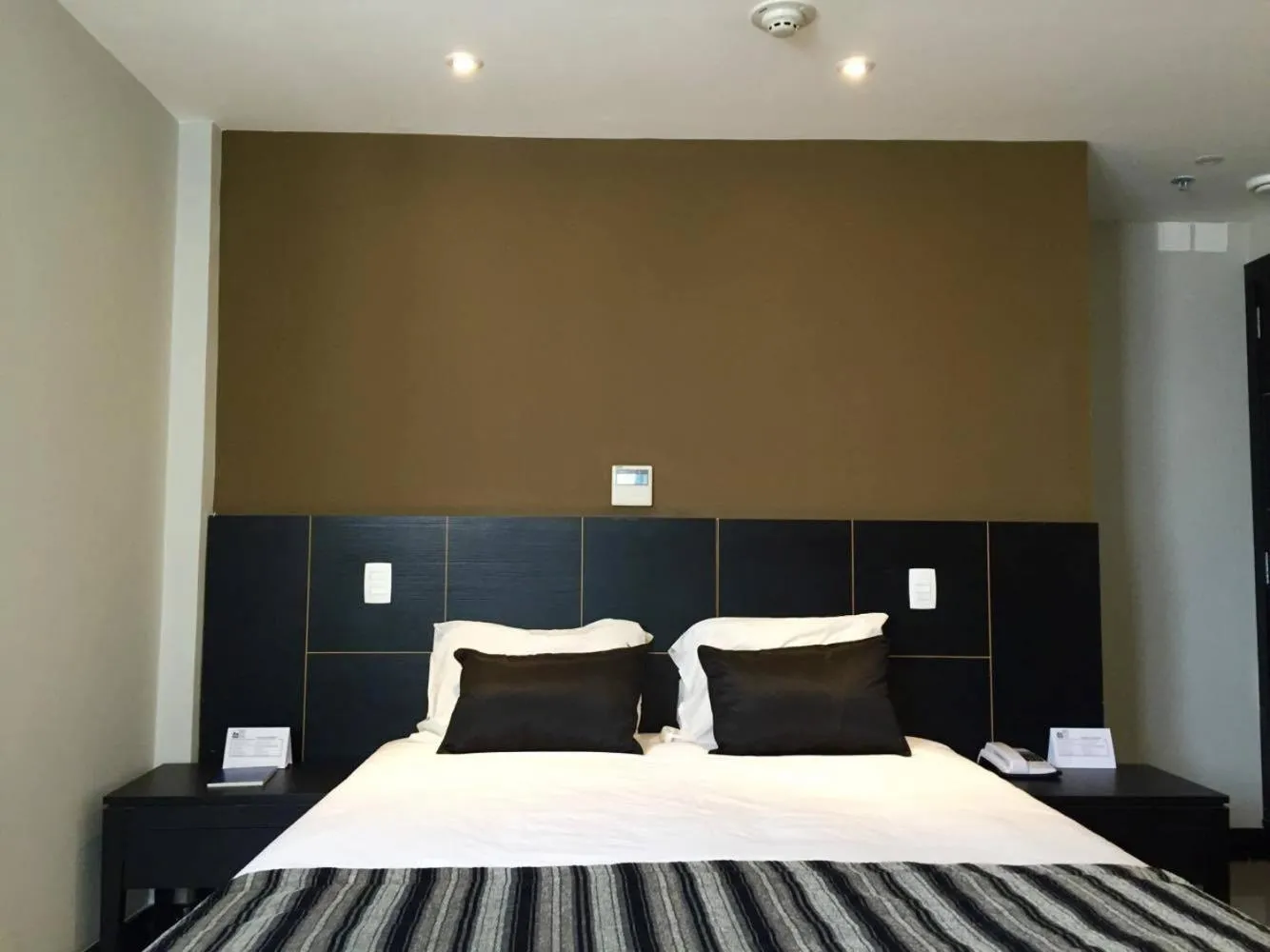 Bed in Hotel Atlântico Tower