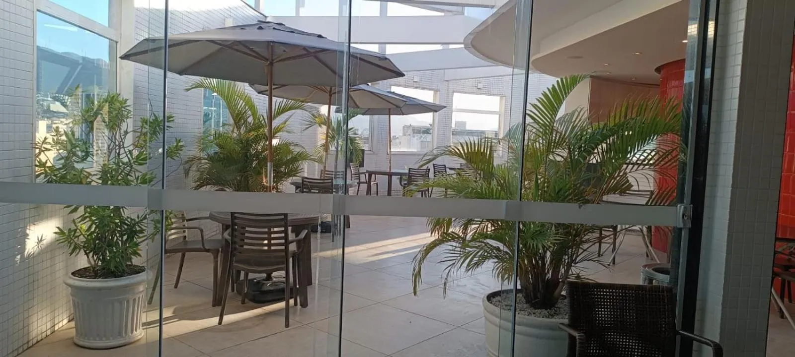 Restaurant/places to eat in Hotel Atlântico Tower