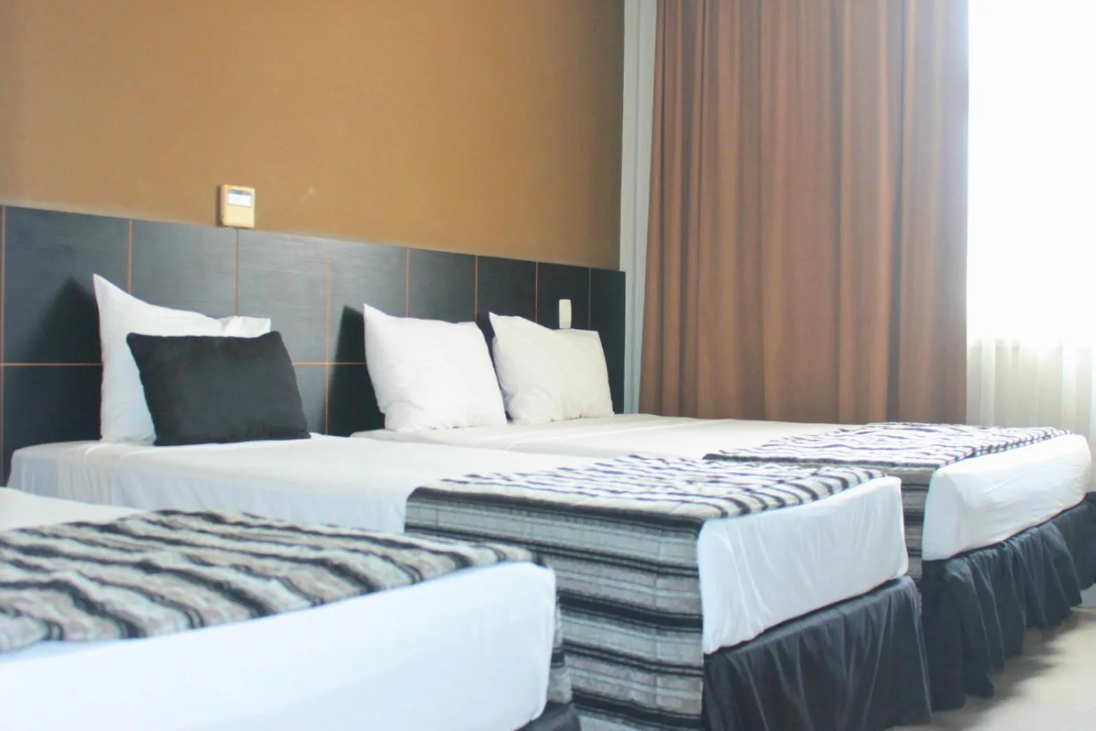 Bed in Hotel Atlântico Tower