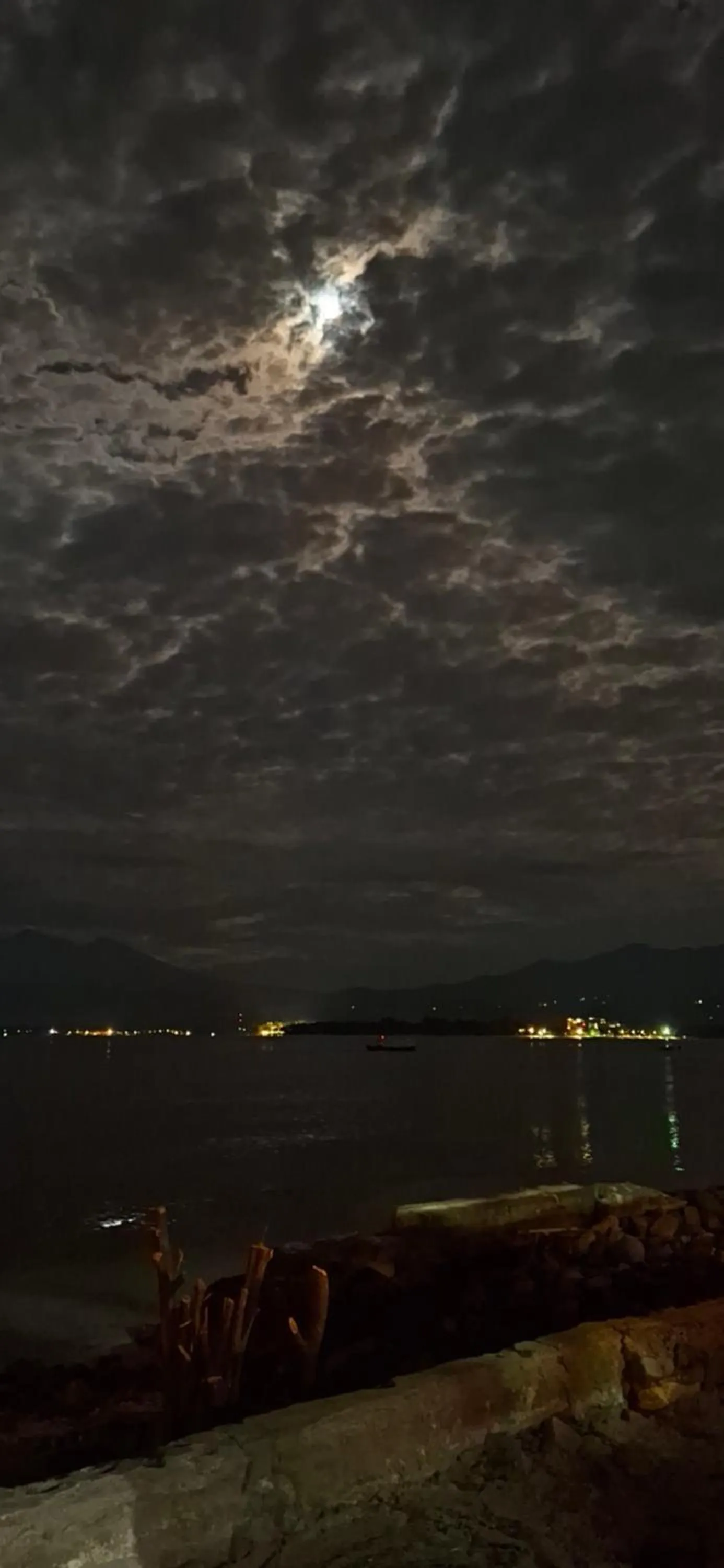 Night in Gusung Indah Bungalow Gili Air