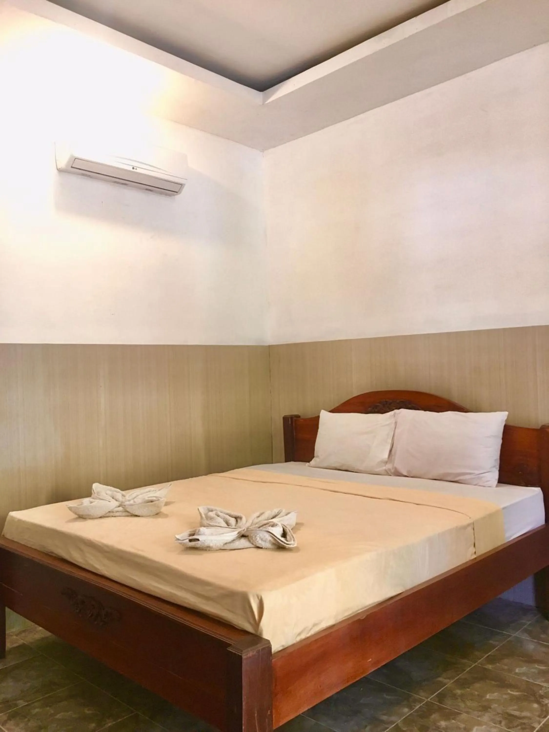 Bed in Gusung Indah Bungalow Gili Air