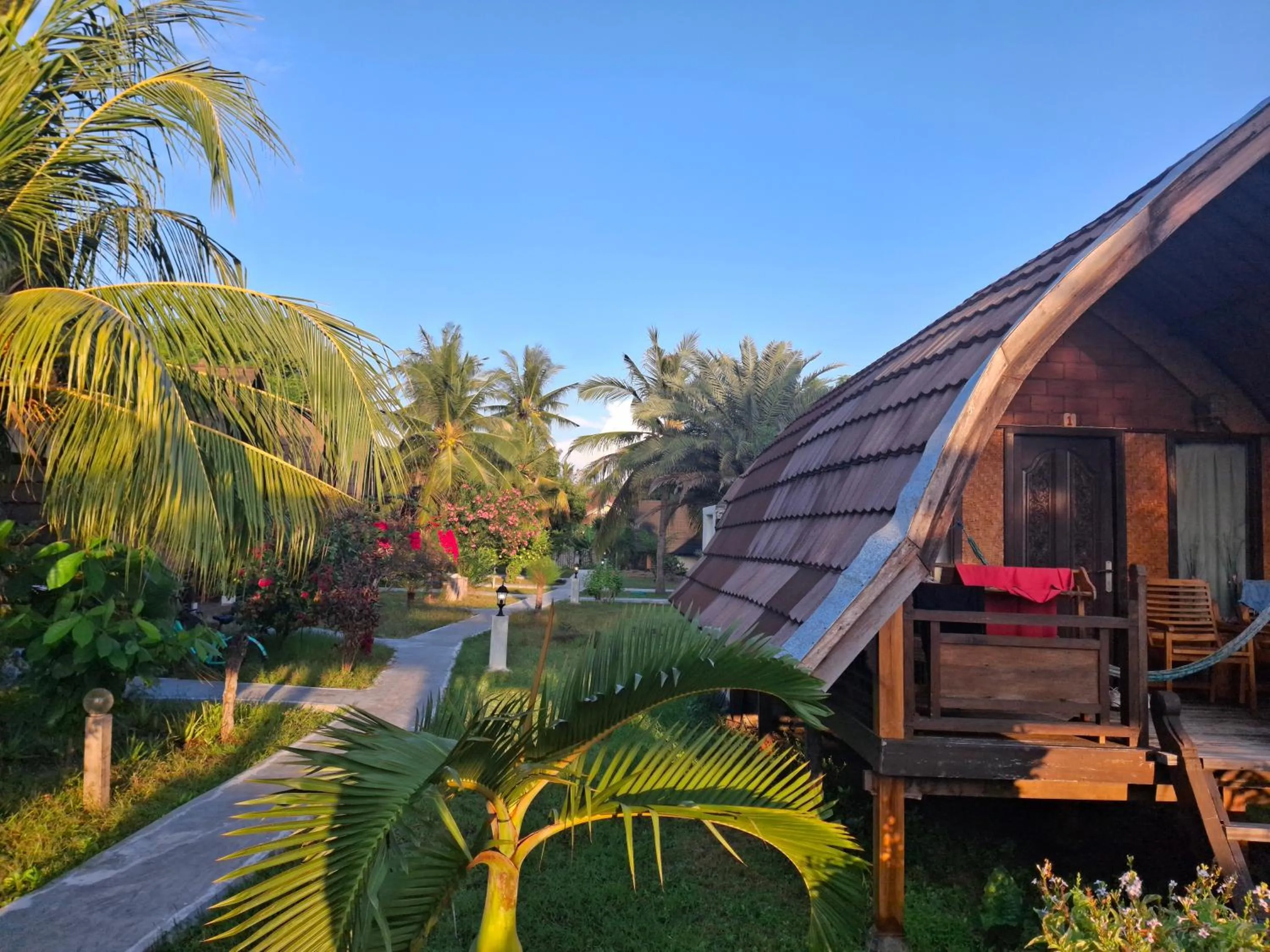 Garden view in Gusung Indah Bungalow Gili Air