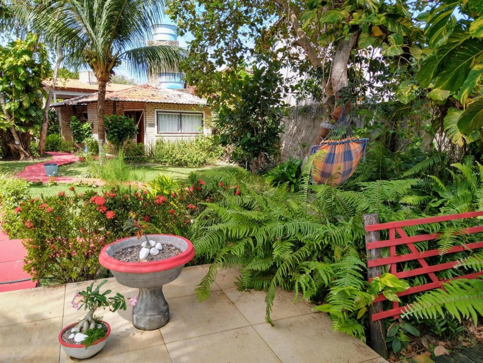 Garden view in Pousada Mar Mai