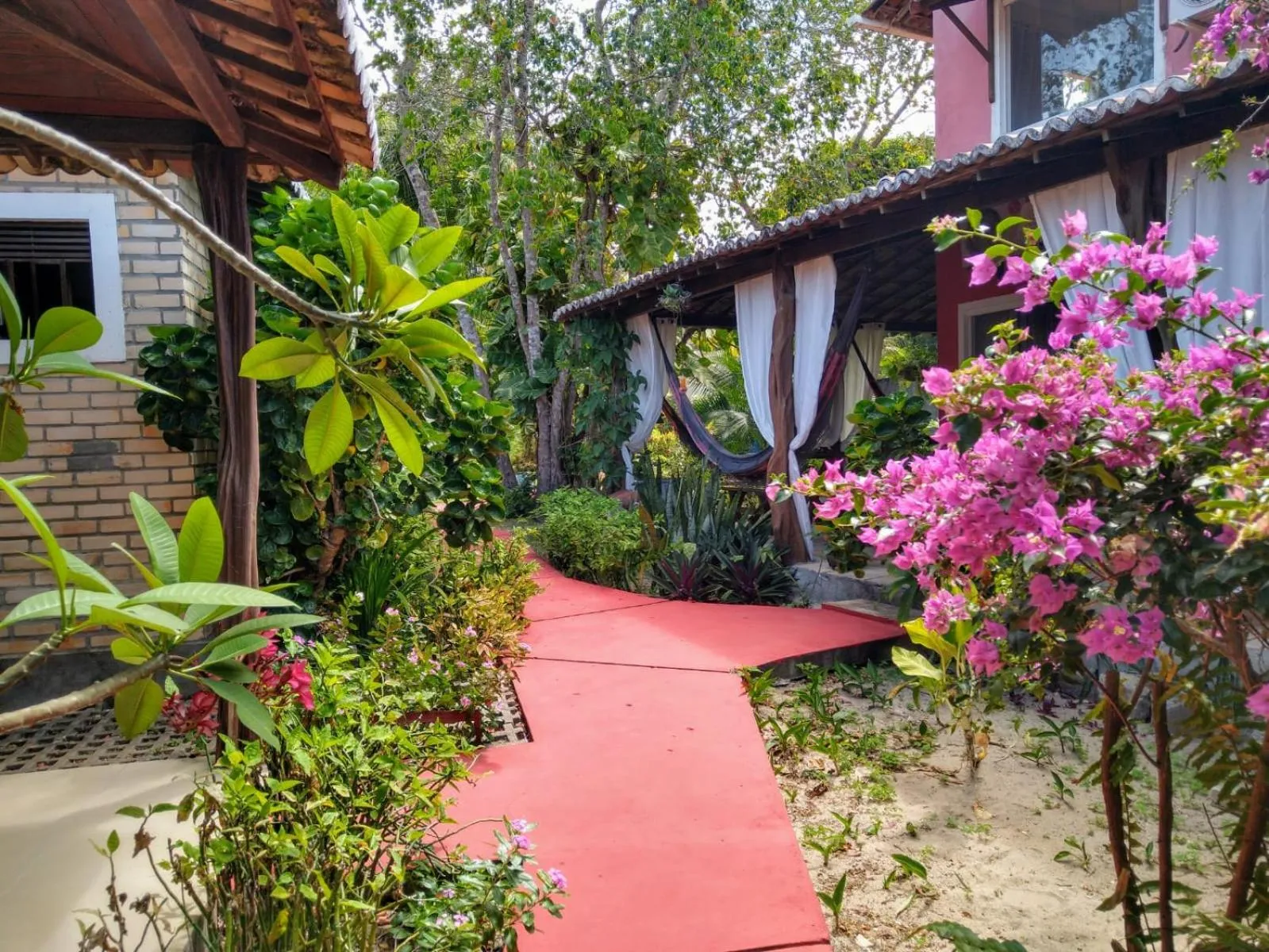 Property building in Pousada Mar Mai