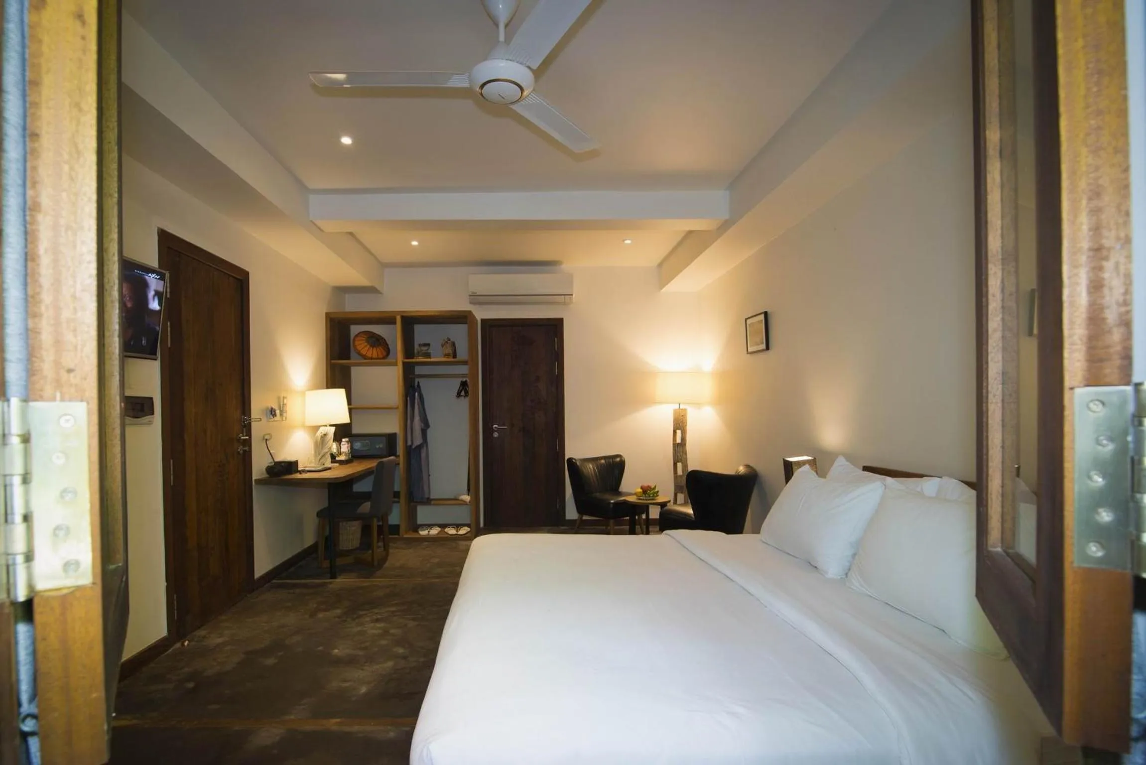 Photo of the whole room, Bed in Enkosa 4-Bedroom Wooden Luxury House