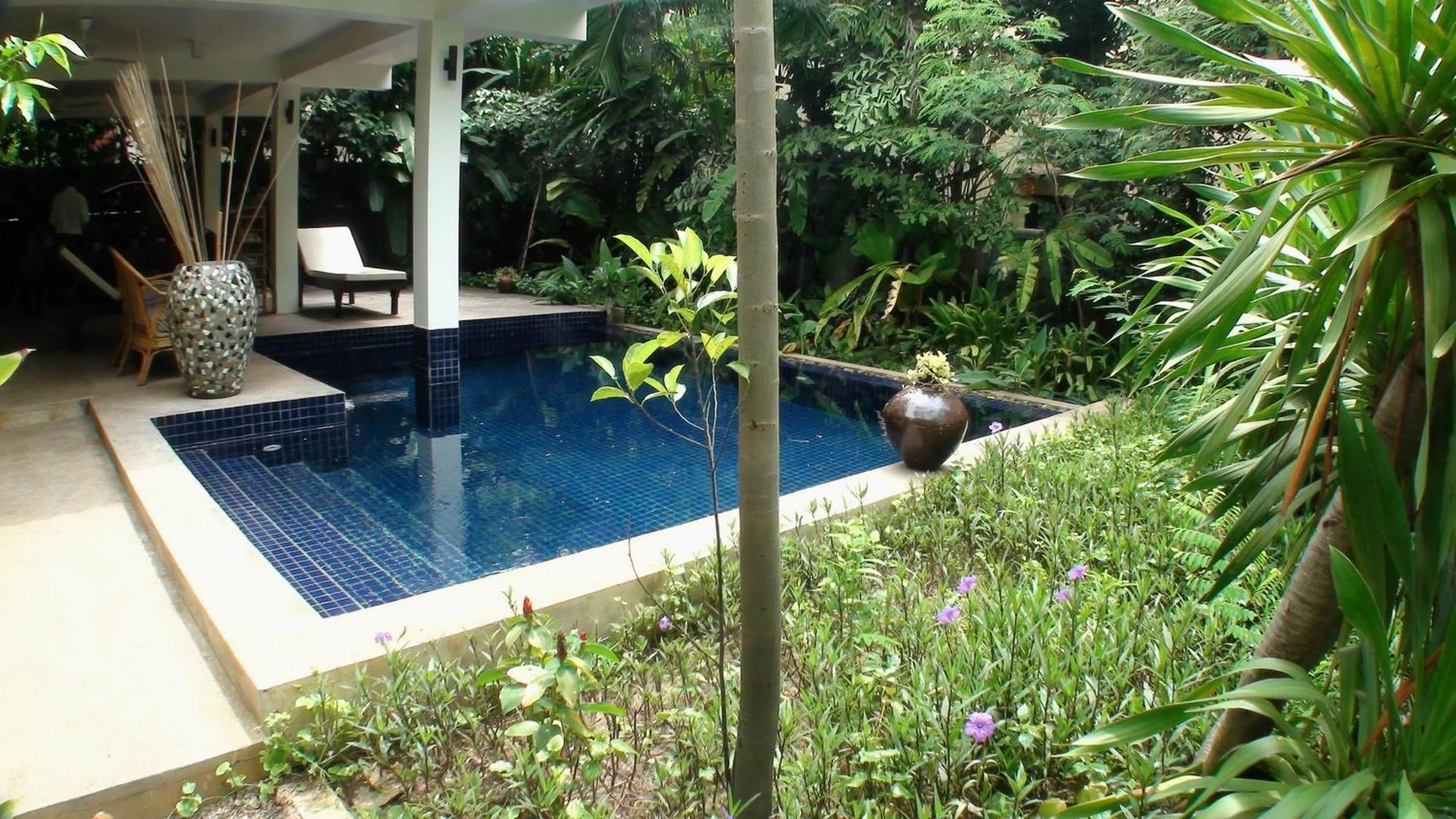 Swimming pool in Enkosa 4-Bedroom Wooden Luxury House