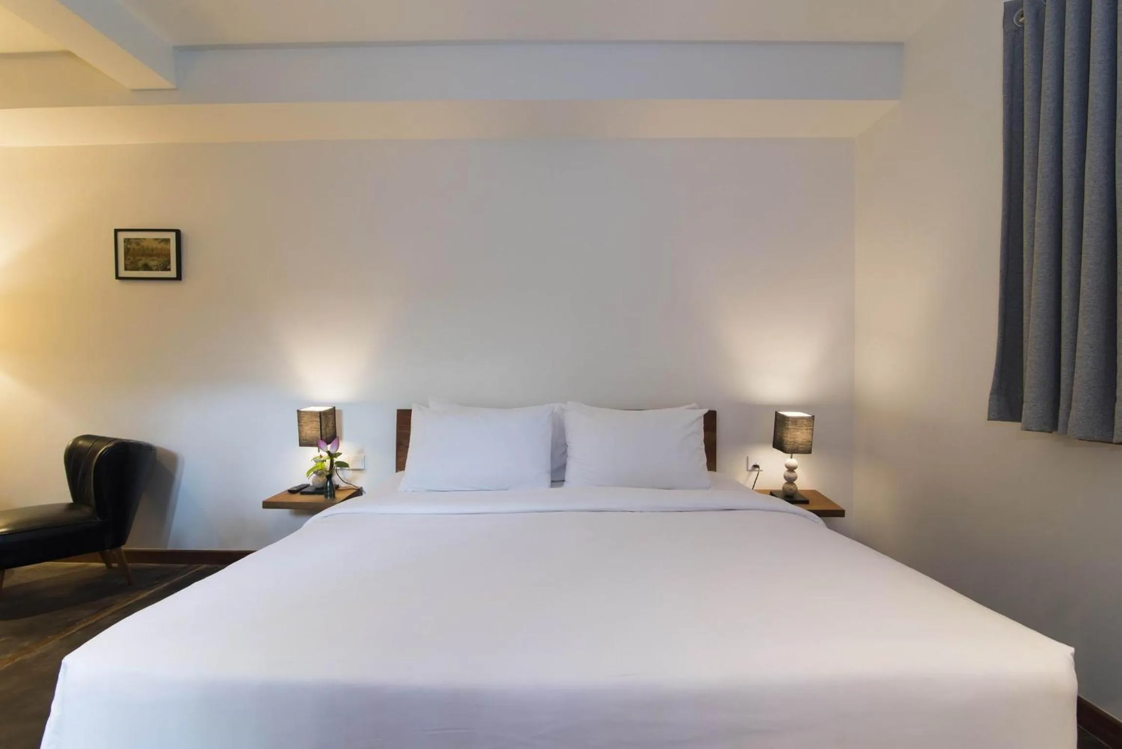 Bed in Enkosa 4-Bedroom Wooden Luxury House