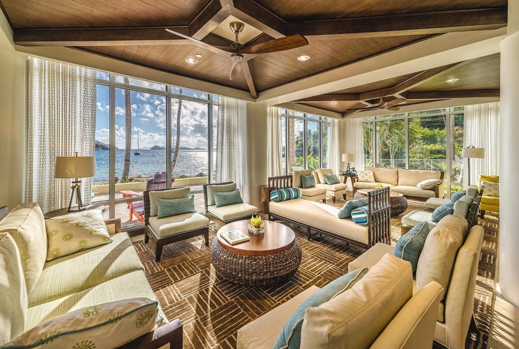 Lobby or reception in Margaritaville Vacation Club - St Thomas